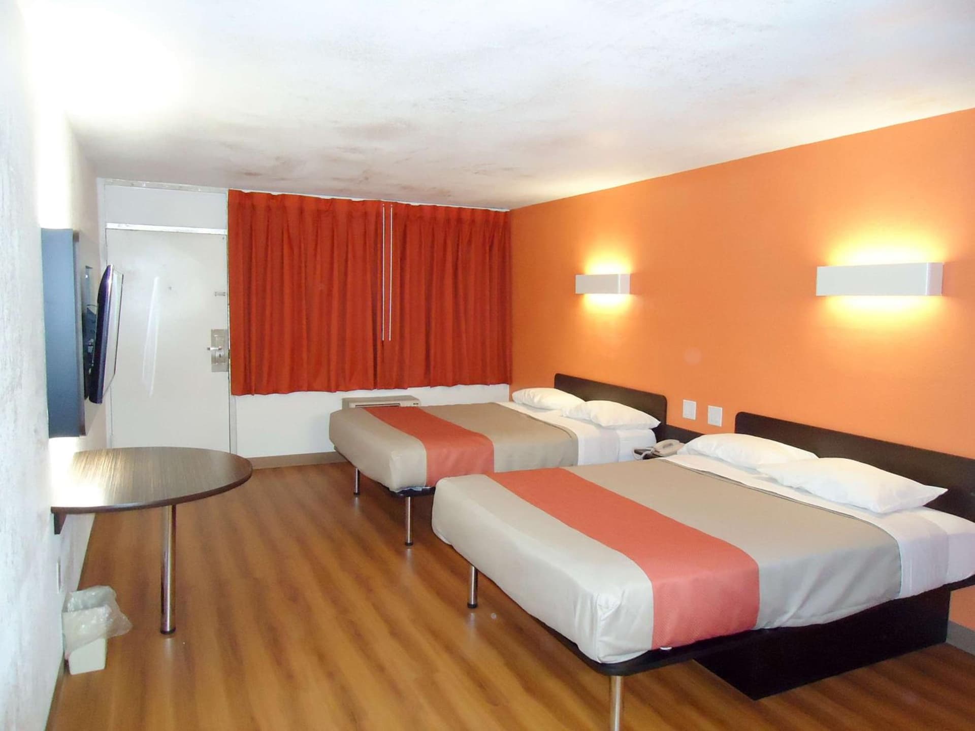 Motel 6-Connellys Springs, NC gallery photo in Hickory, NC — image 10