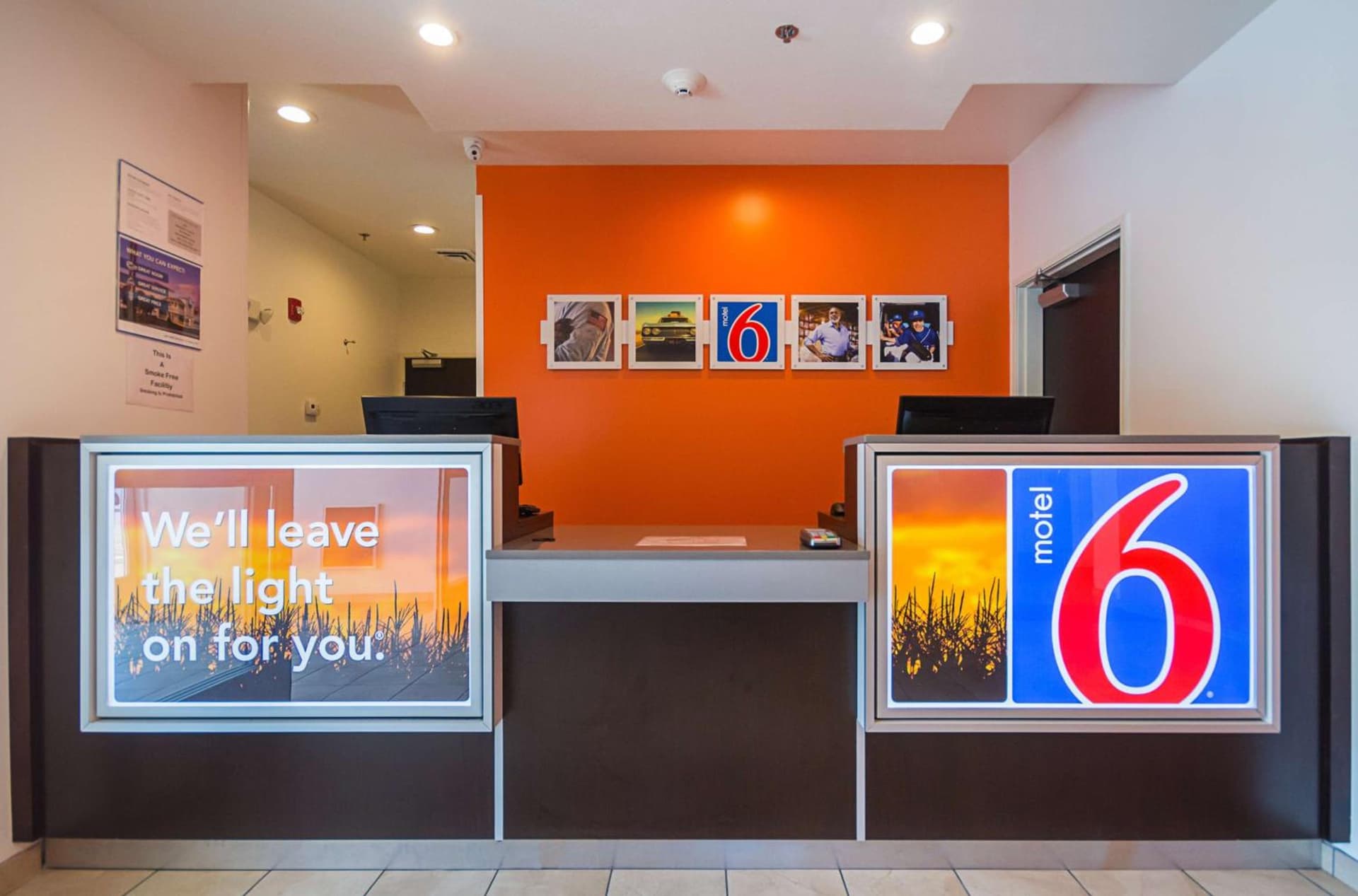 Days Inn by Wyndham South Bend/Notre Dame gallery photo in South Bend, IN — image 4