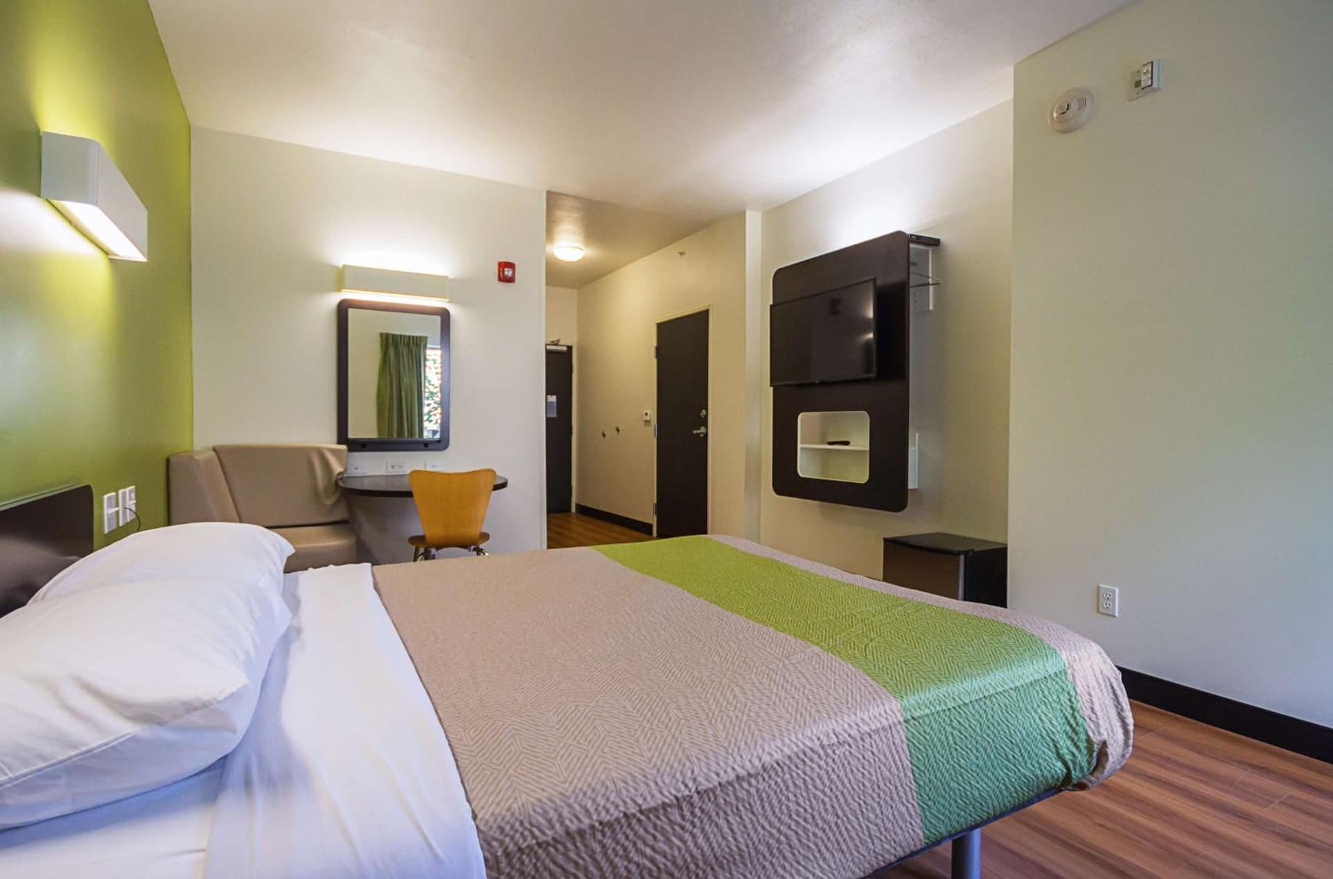 Days Inn by Wyndham South Bend/Notre Dame gallery photo in South Bend, IN — image 6