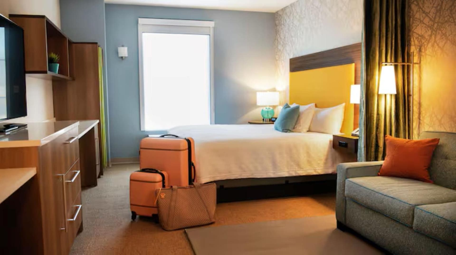 Home2 Suites By Hilton Hayward gallery photo in Hayward, CA — image 4