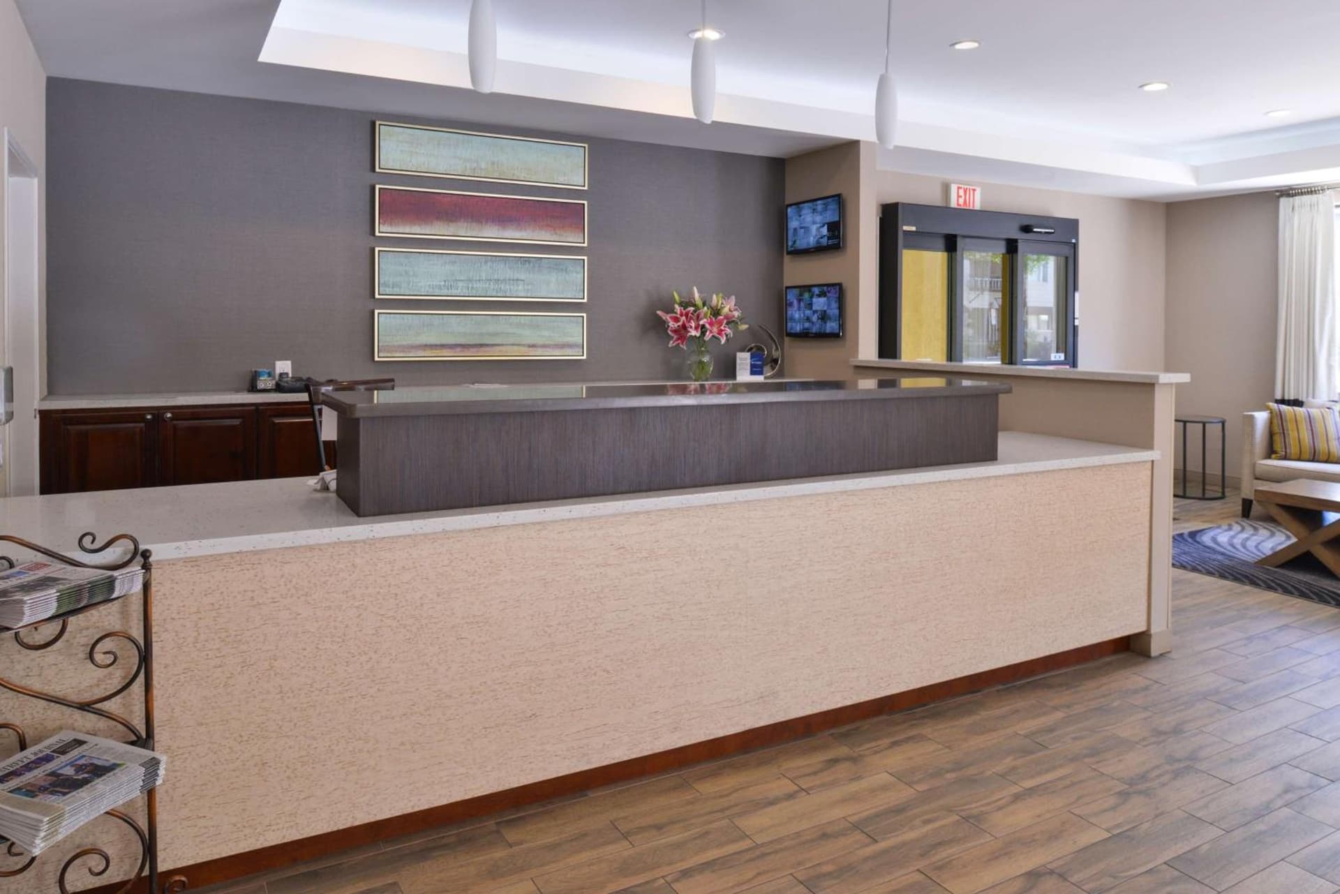 Best Western Plus Hotel at the Convention Center gallery photo in Long Beach, CA — image 32
