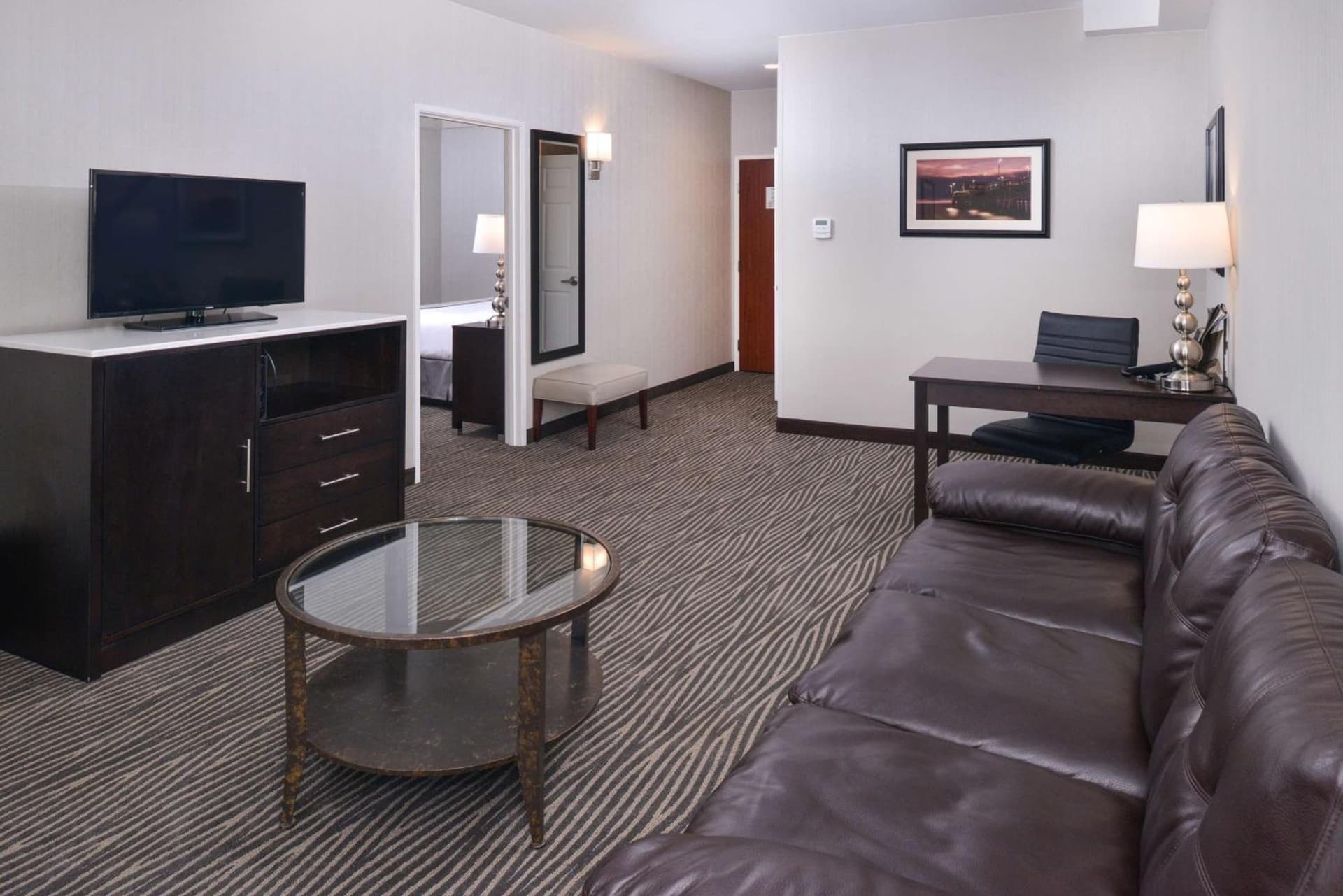 Best Western Plus Hotel at the Convention Center gallery photo in Long Beach, CA — image 25