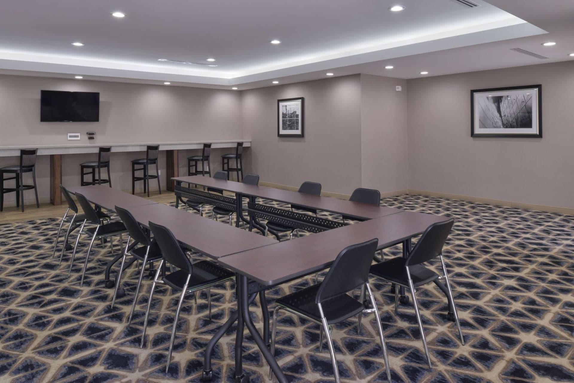 Best Western Plus Hotel at the Convention Center gallery photo in Long Beach, CA — image 14