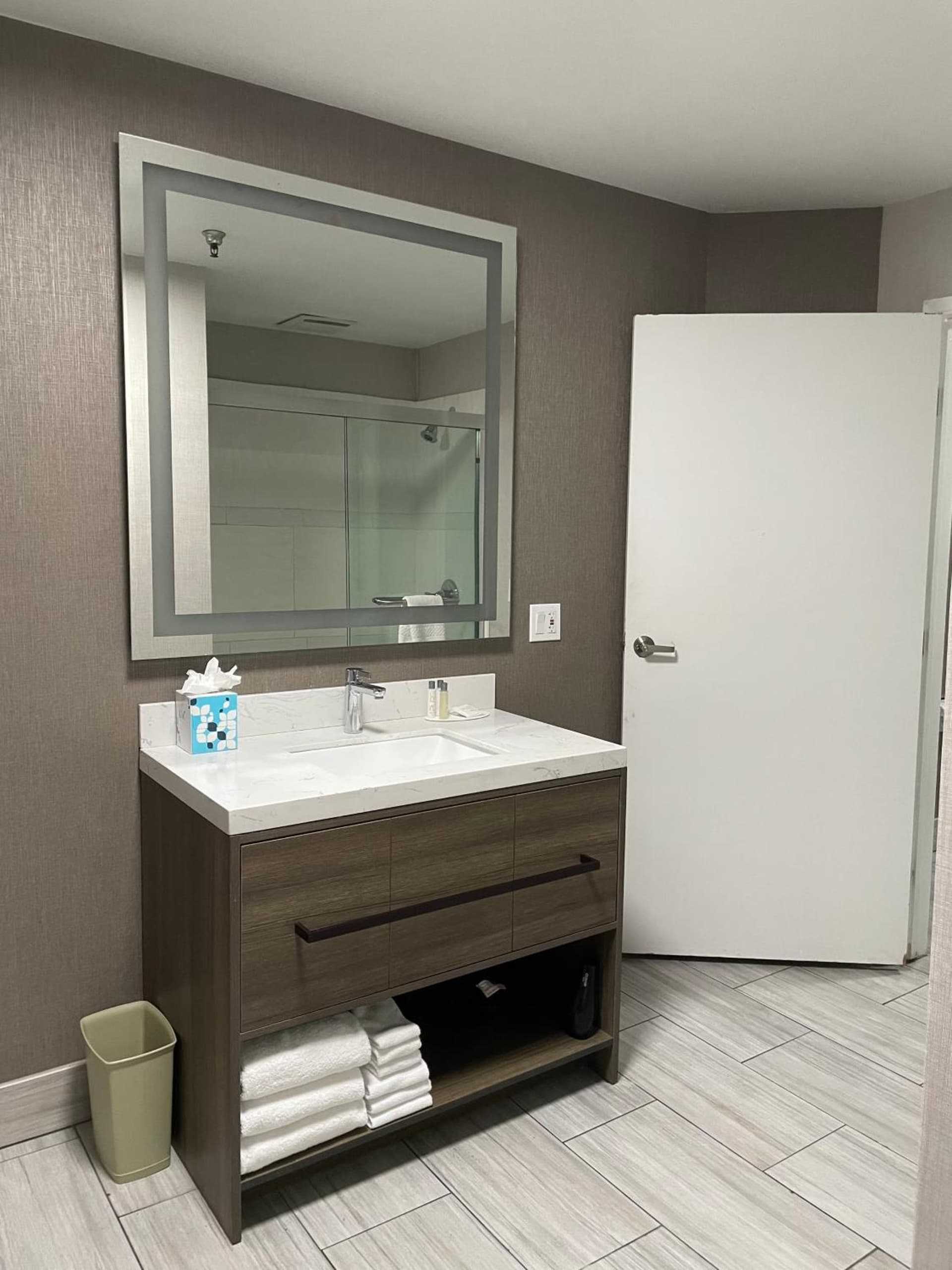 Sisk Hotel gallery photo in Modesto, CA — image 16
