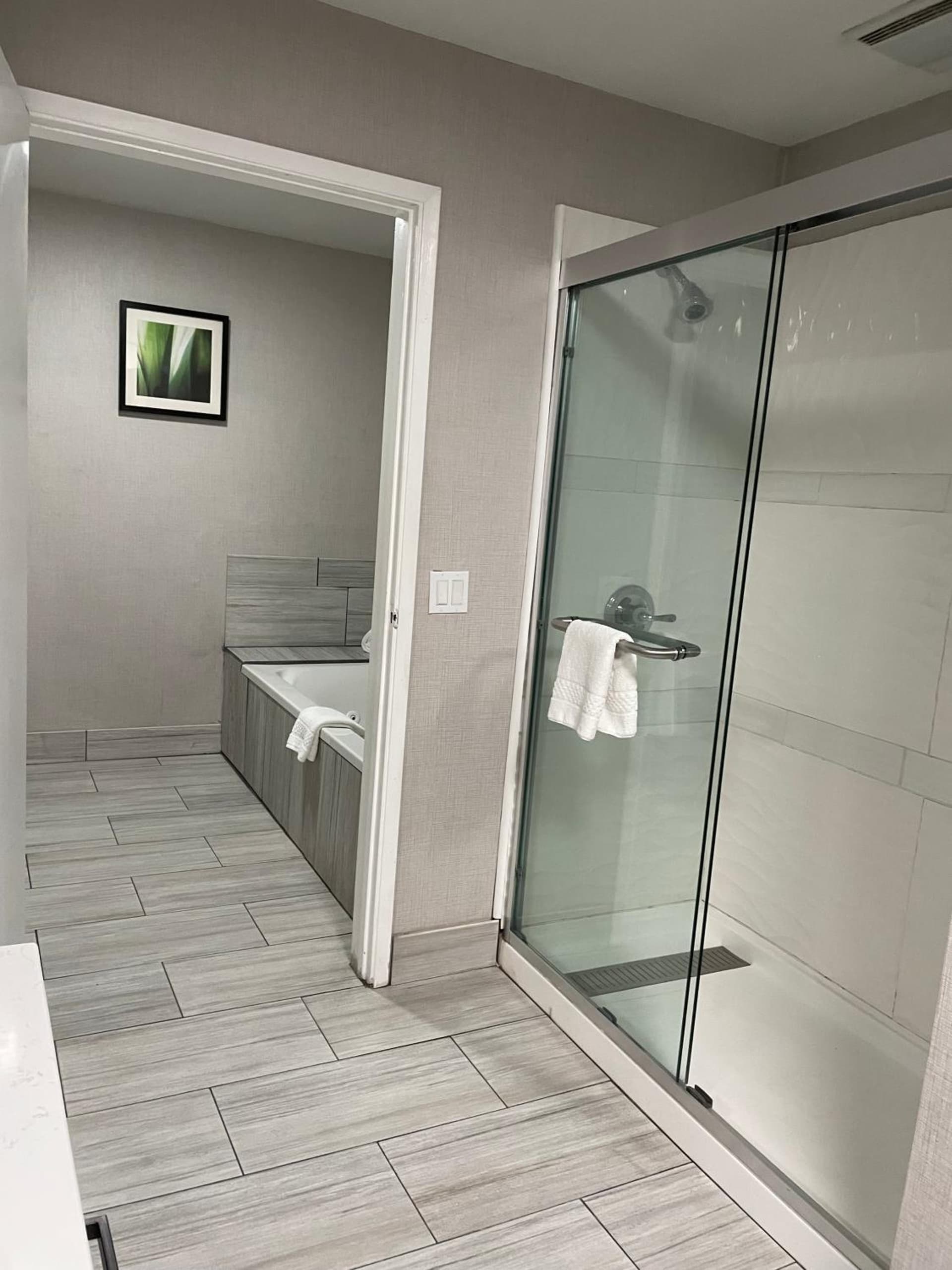 Sisk Hotel property views in Modesto, CA — gallery photo 3