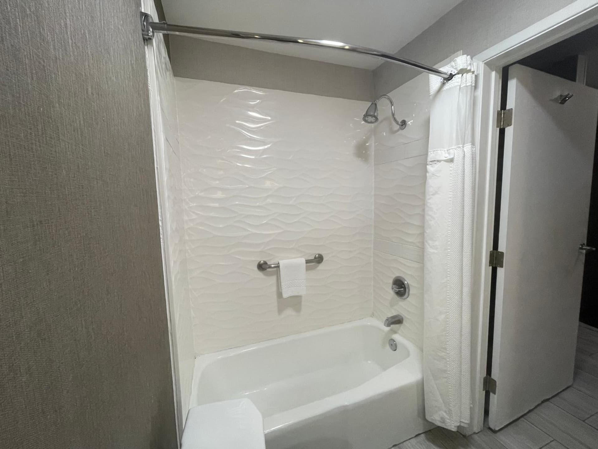 Sisk Hotel gallery photo in Modesto, CA — image 10