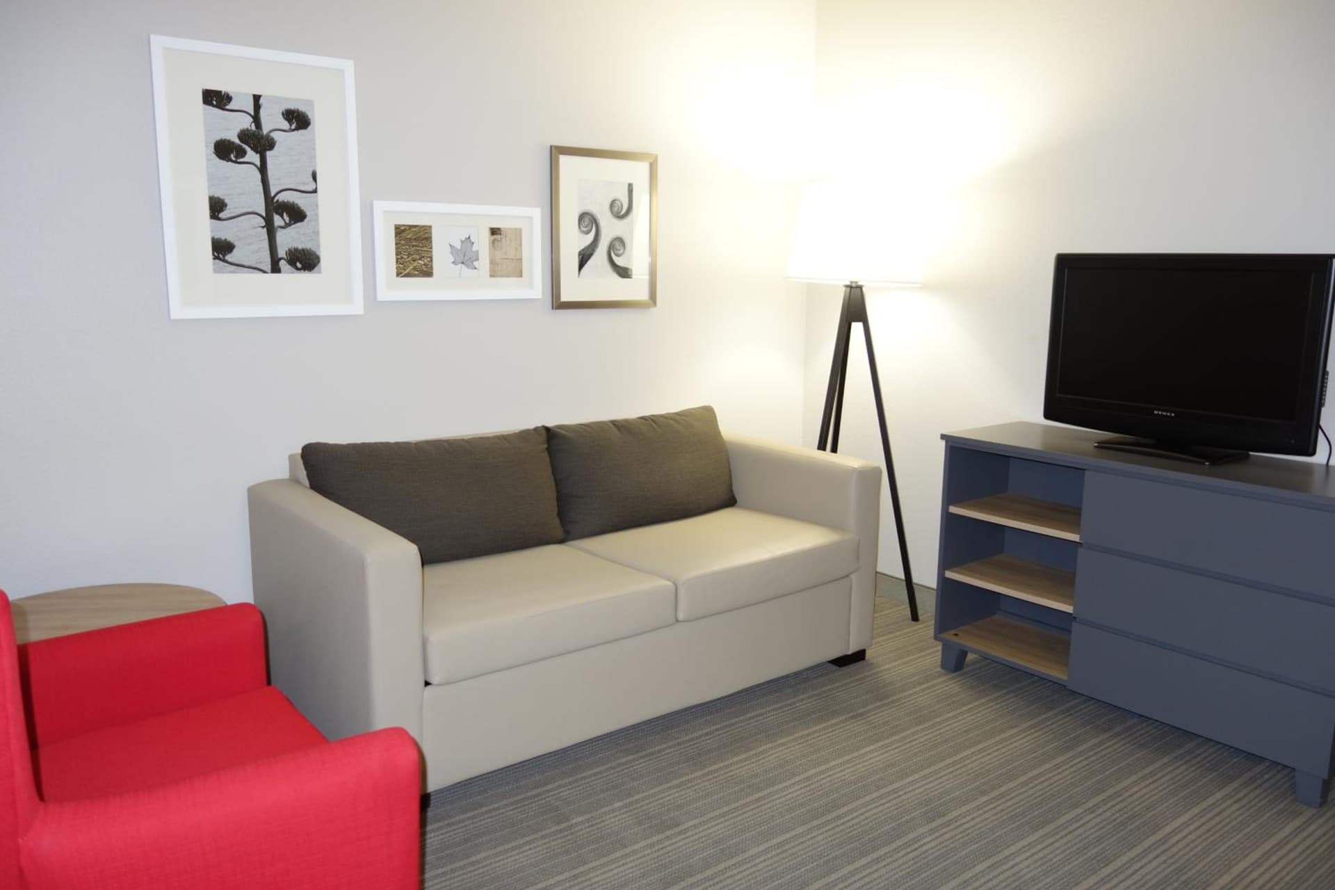 Country Inn & Suites by Radisson, Coralville, IA interior in Coralville, IA — gallery photo 2