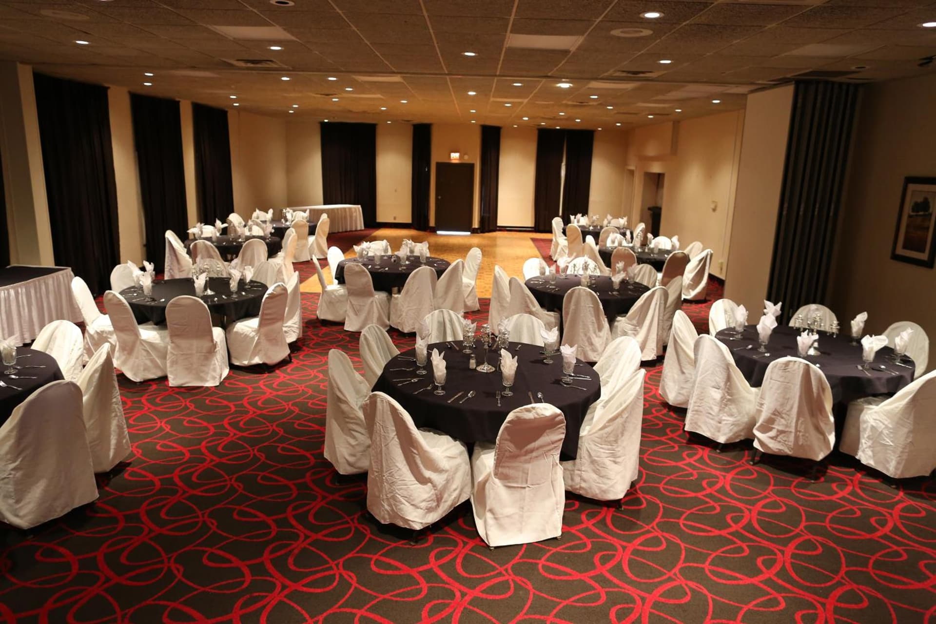 AmericInn by Wyndham Janesville gallery photo in Janesville, WI — image 57