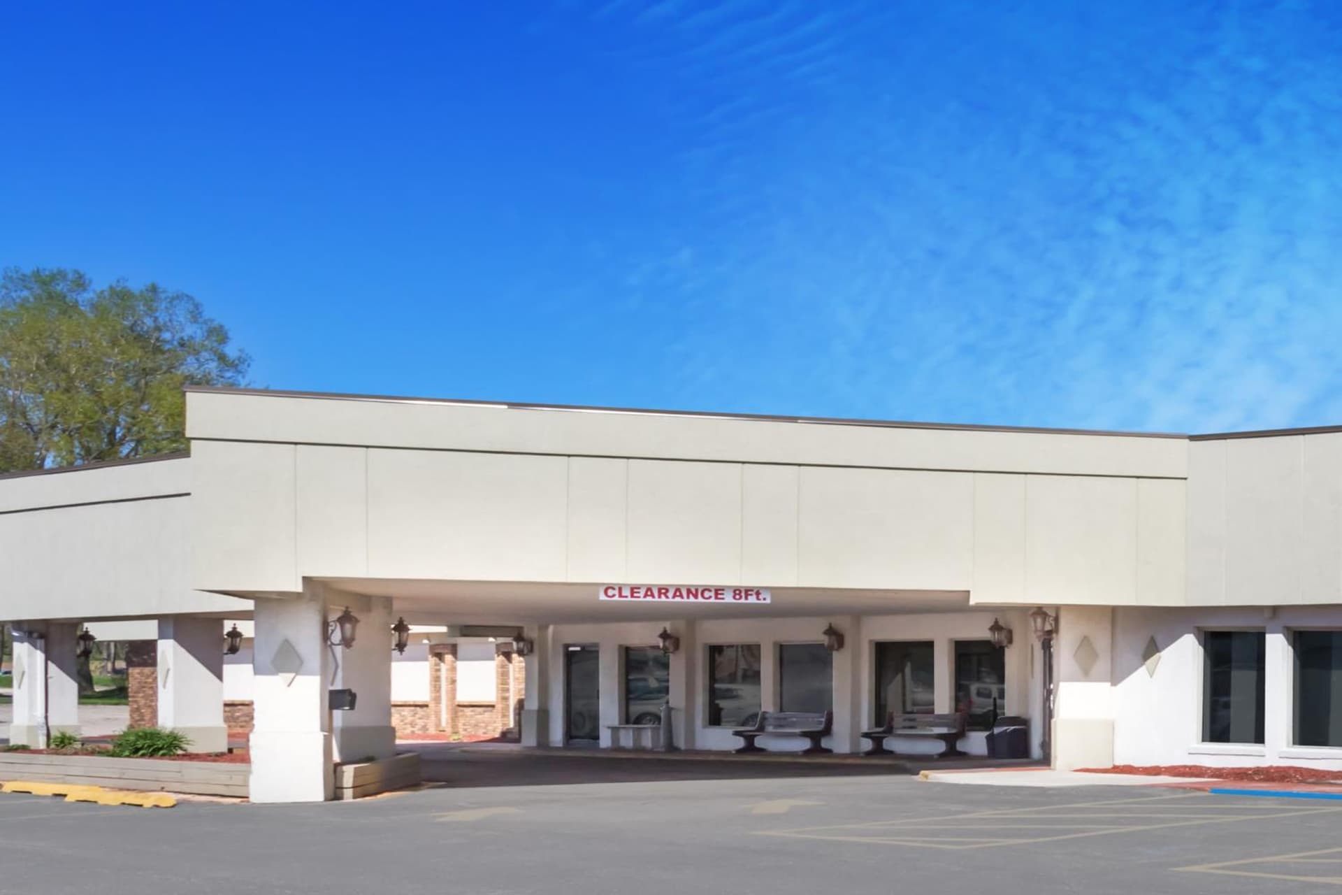 AmericInn by Wyndham Janesville gallery photo in Janesville, WI — image 32