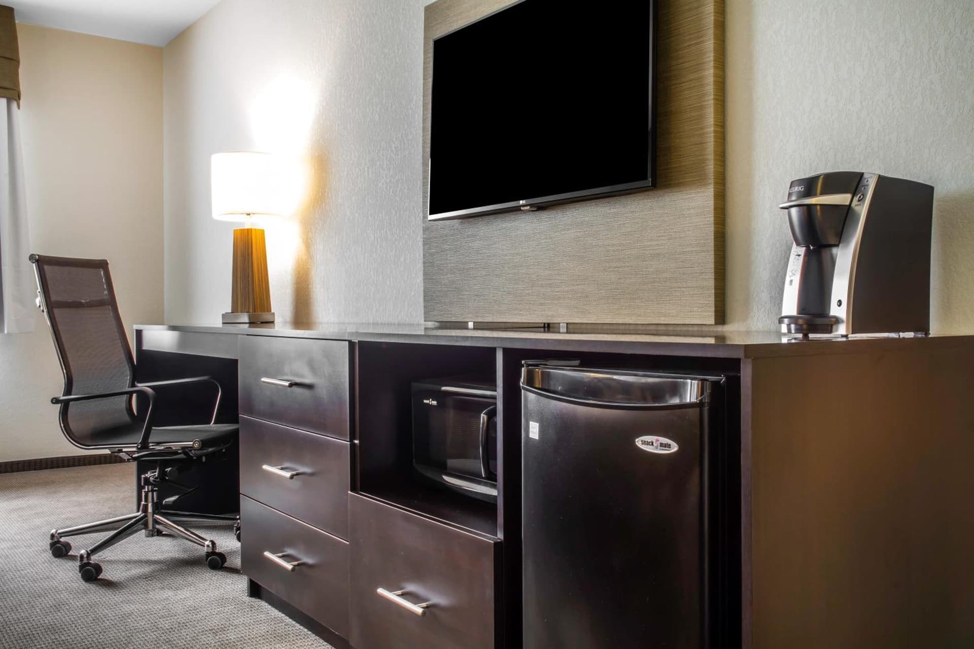 Sleep Inn & Suites Syracuse Airport gallery photo in East Syracuse, NY — image 6