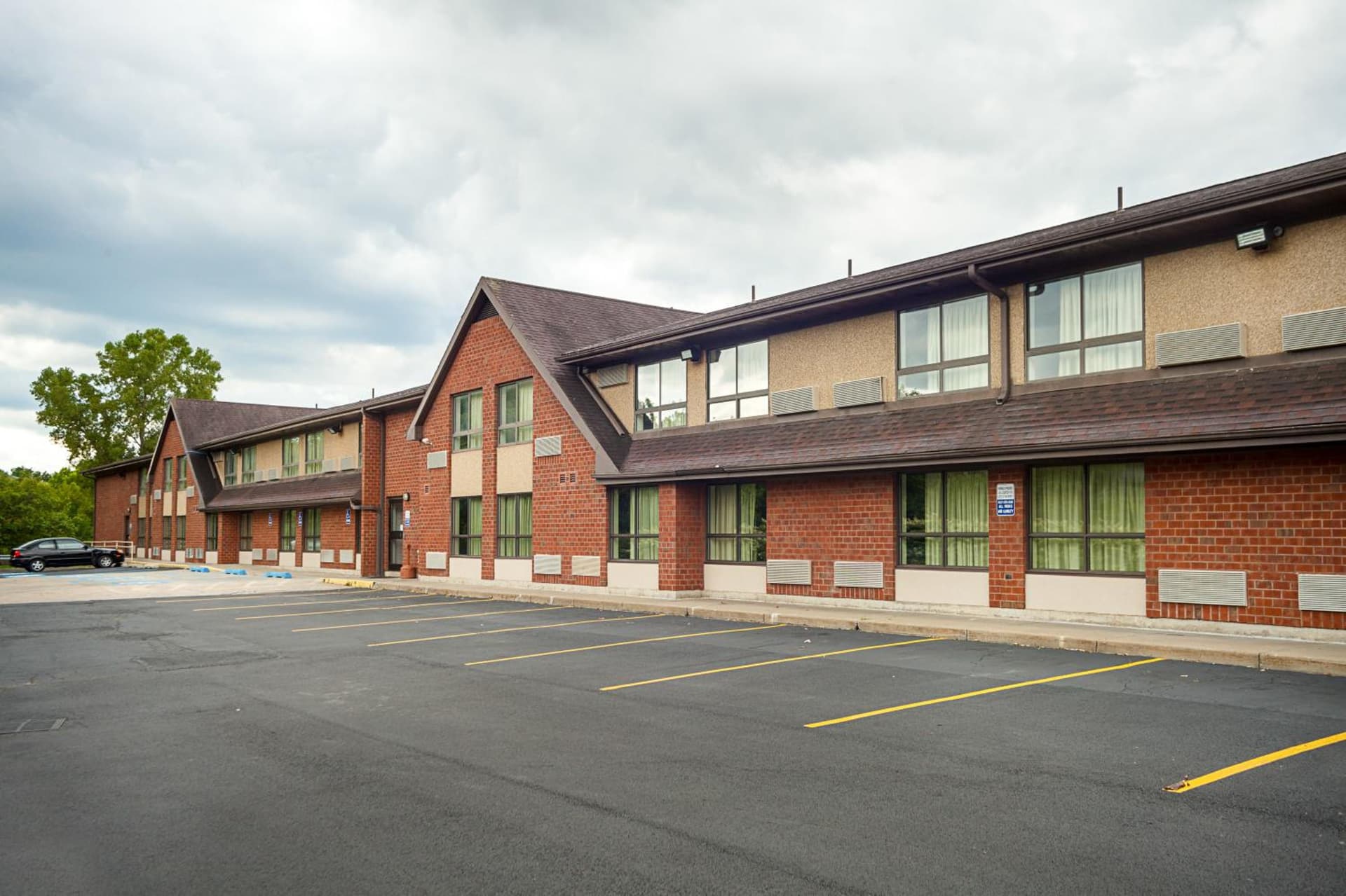Motel 6-Binghamton, NY interior in Binghamton, NY — gallery photo 2