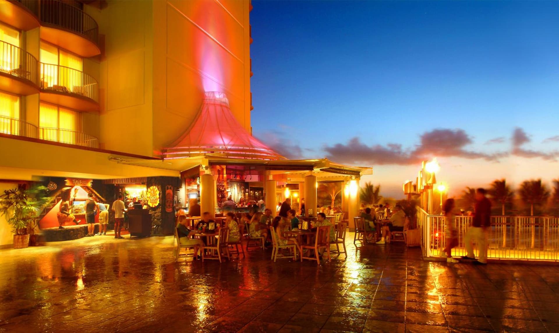 The Twin Fin Hotel gallery photo in Honolulu, HI — image 30