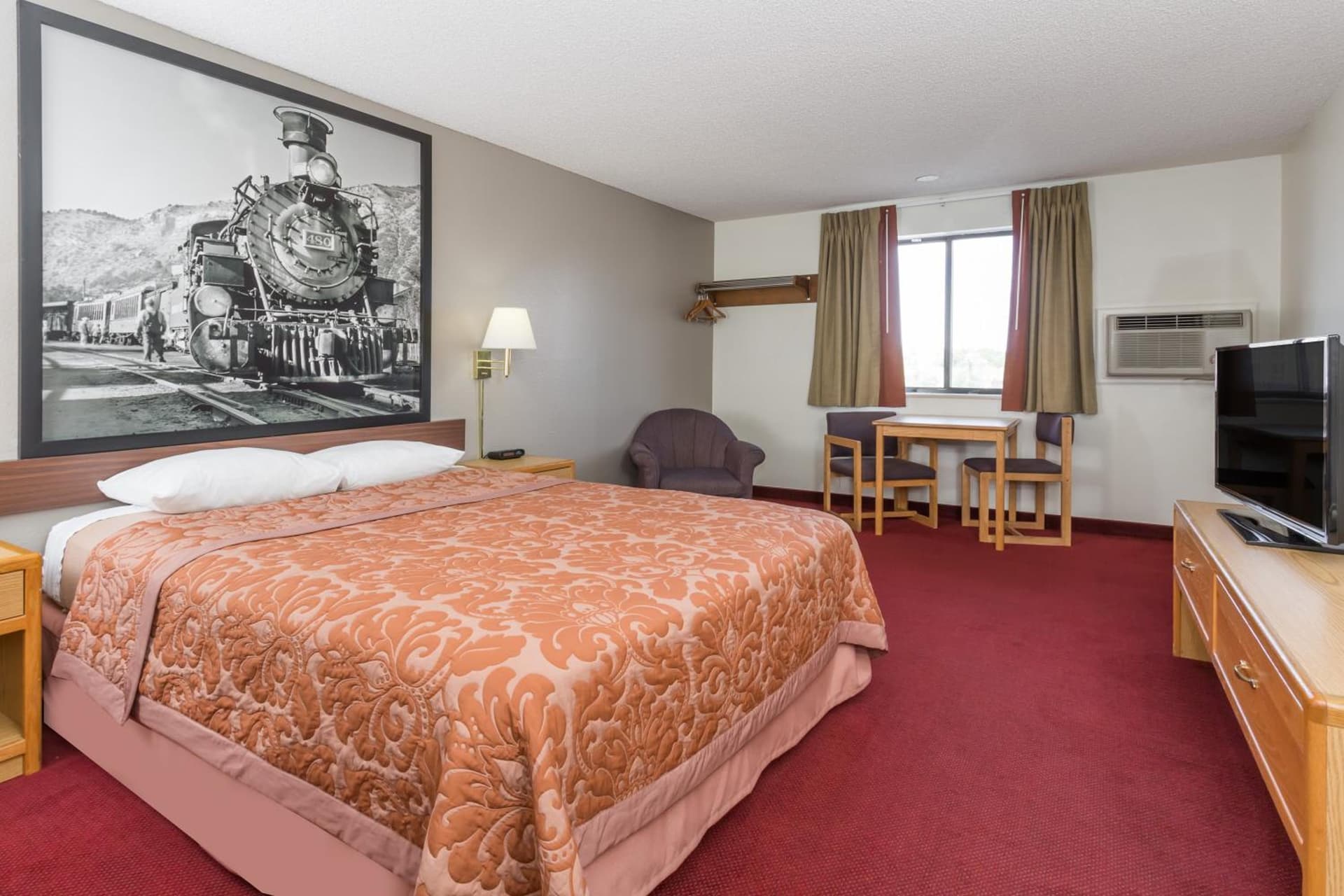 Super 8 by Wyndham Grand Junction Colorado property views in Grand Junction, CO — gallery photo 3