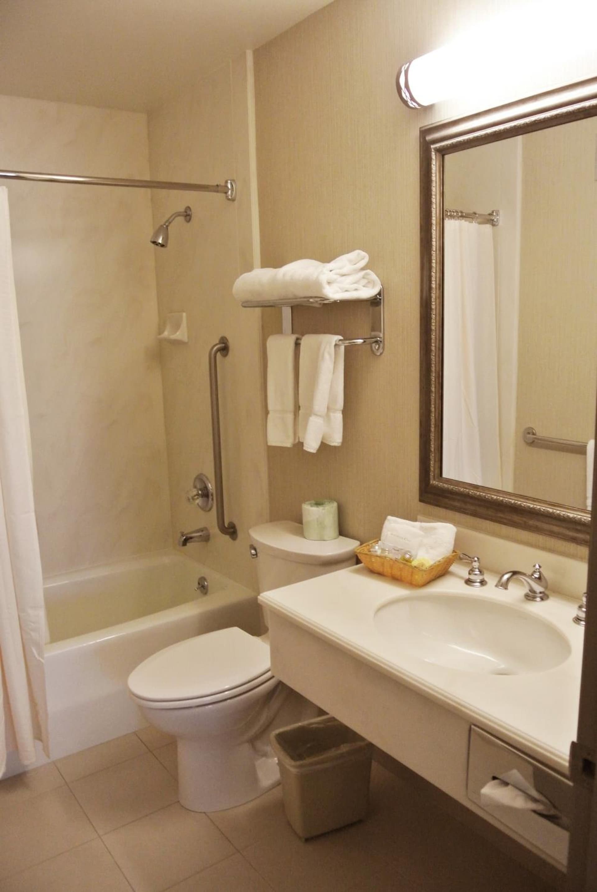 Cow Hollow Inn and Suites property views in San Francisco, CA — gallery photo 3