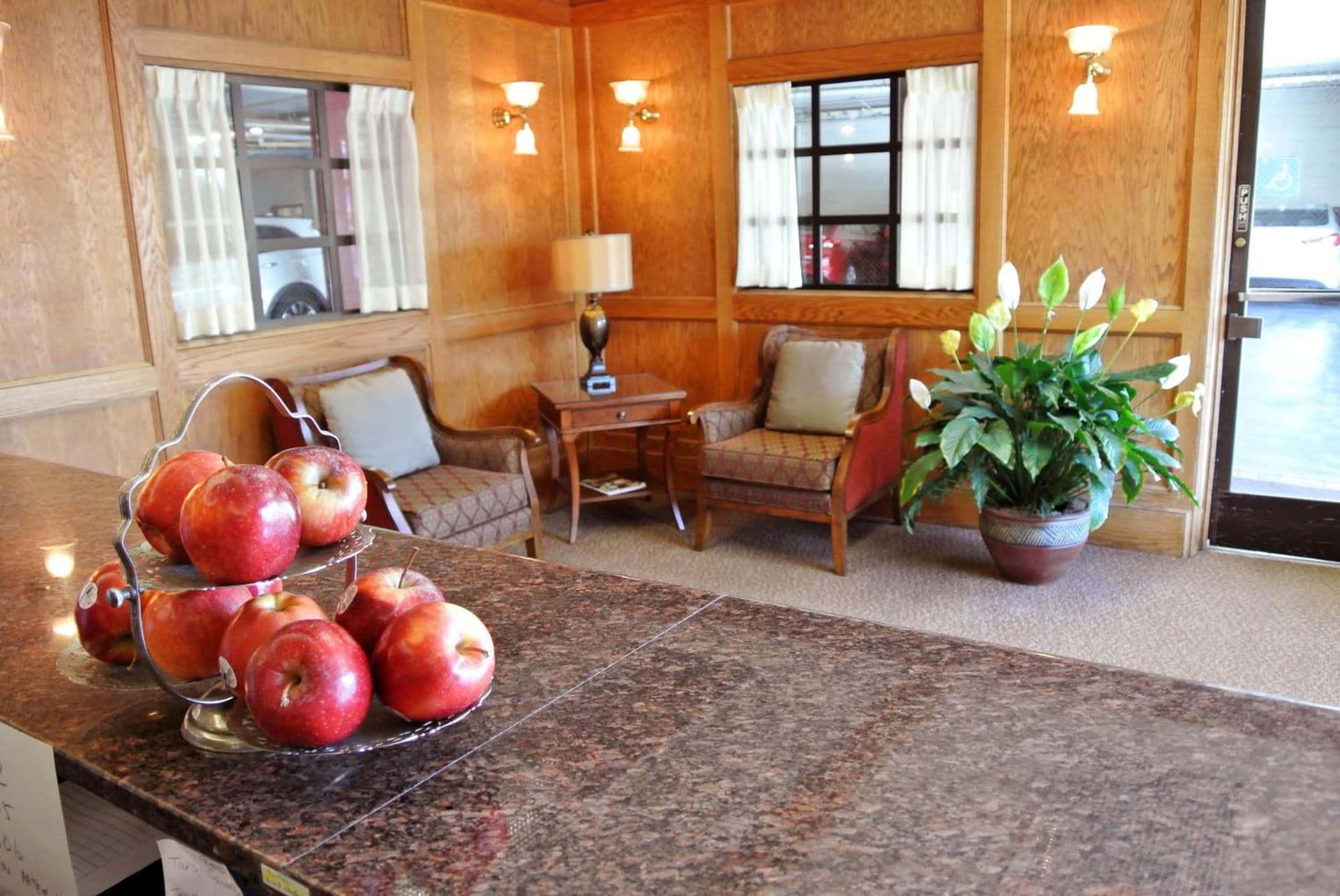Cow Hollow Inn and Suites gallery photo in San Francisco, CA — image 6