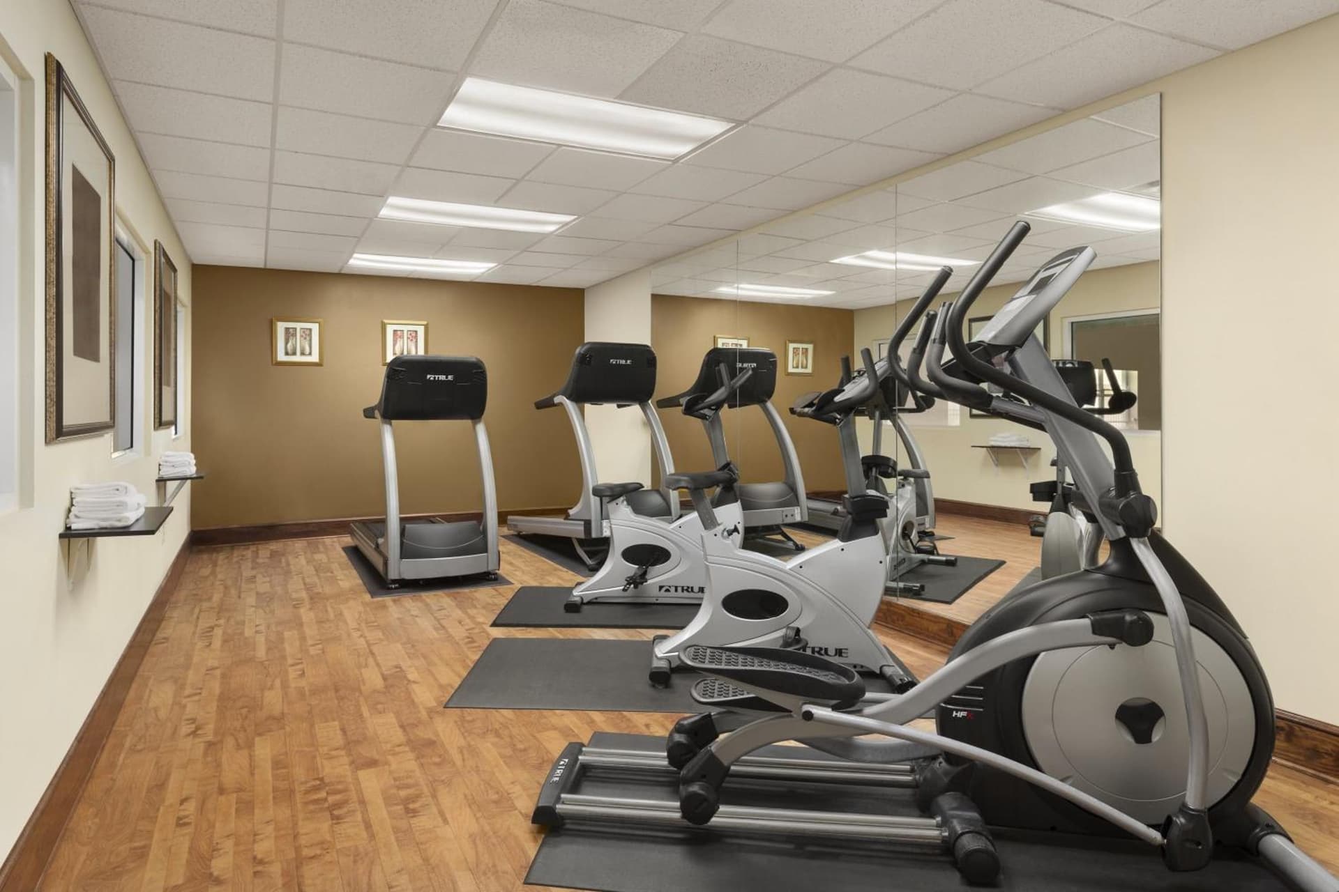 Country Inn & Suites by Radisson, Macon North, GA gallery photo in Macon, GA — image 20