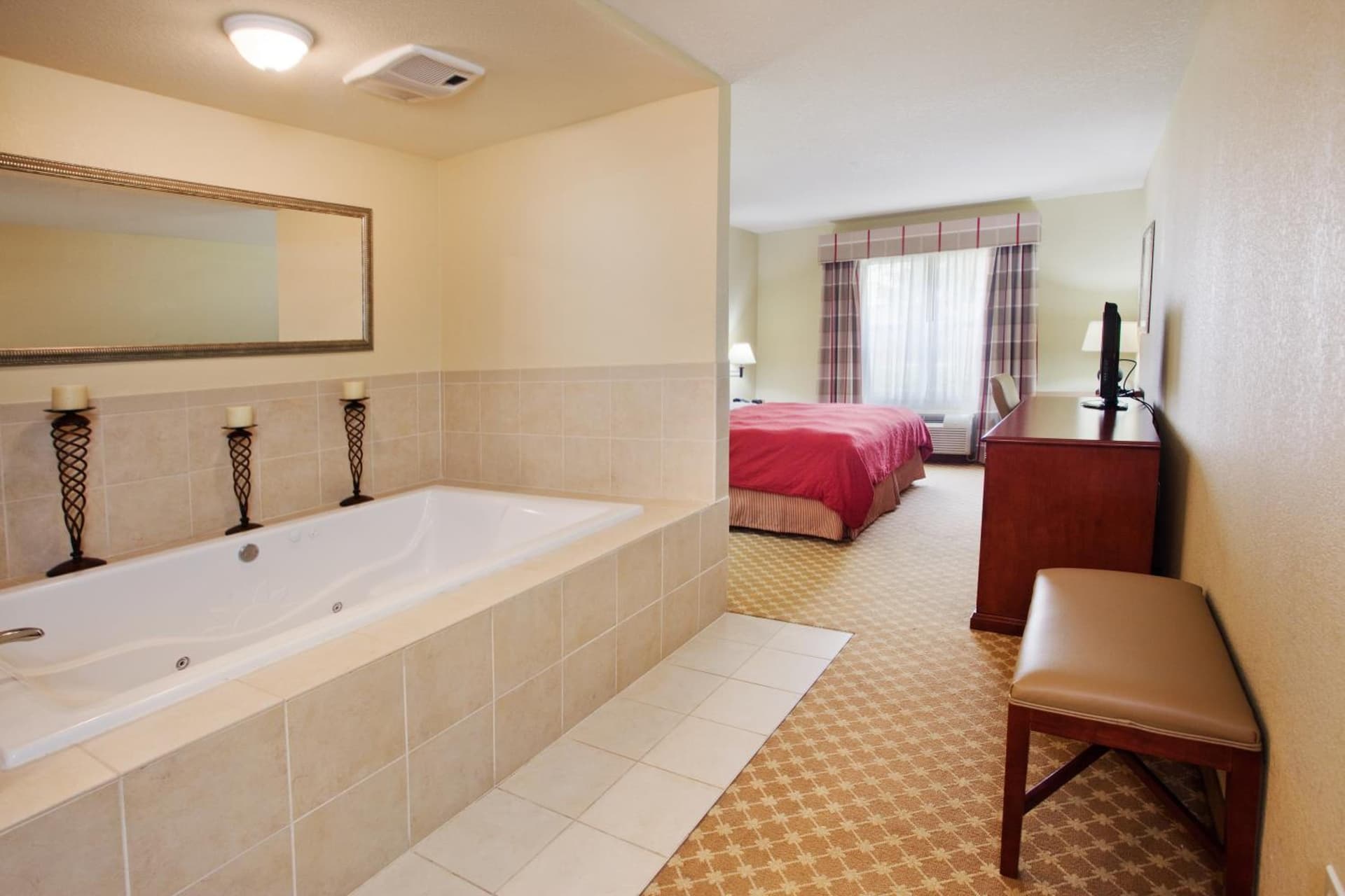 Country Inn & Suites by Radisson, Macon North, GA gallery photo in Macon, GA — image 7