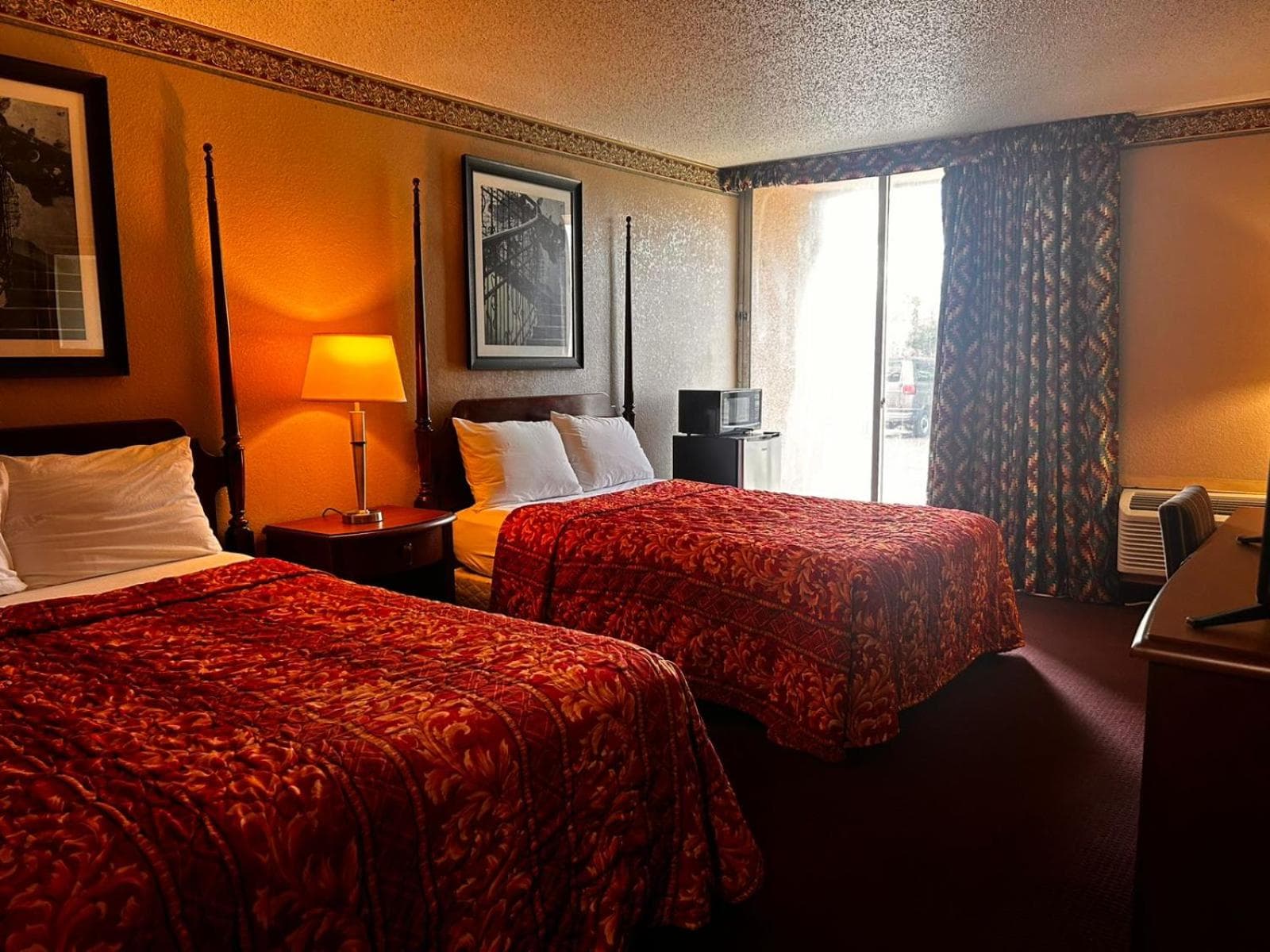 Airport Inn Memphis Near Graceland By Hotel O interior in Memphis, TN — gallery photo 2
