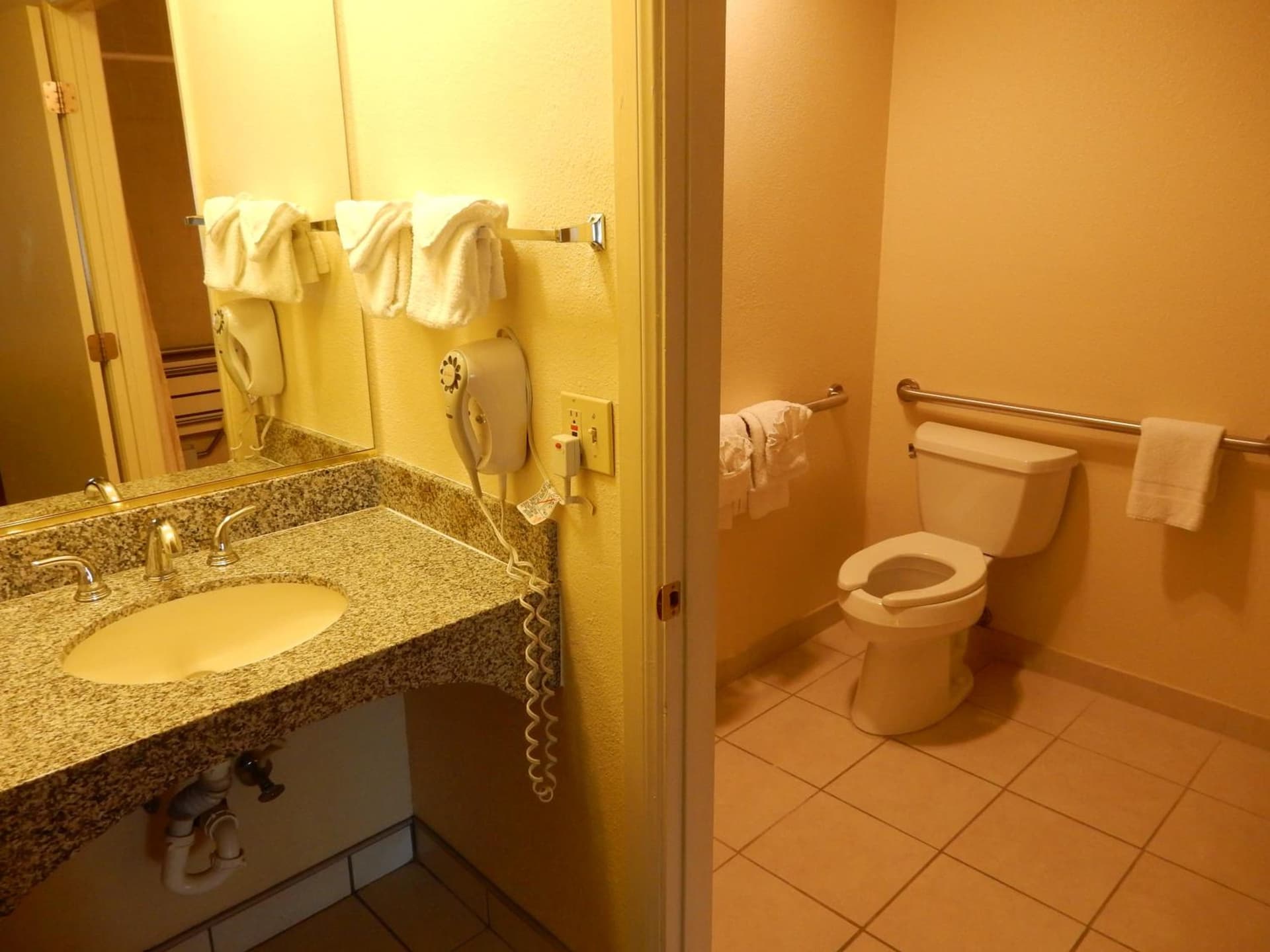 Mardi Gras Hotel & Casino gallery photo in Las Vegas, NV — image 31
