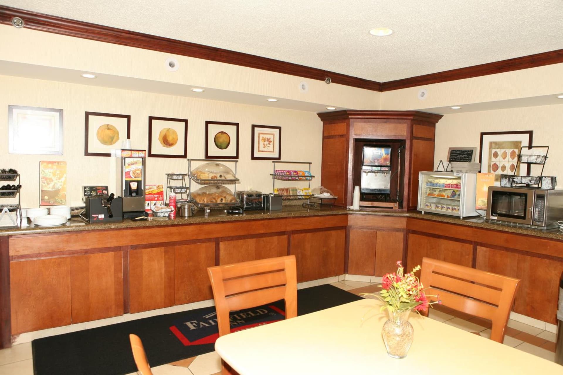 Baymont by Wyndham Kalamazoo East gallery photo in Kalamazoo, MI — image 27