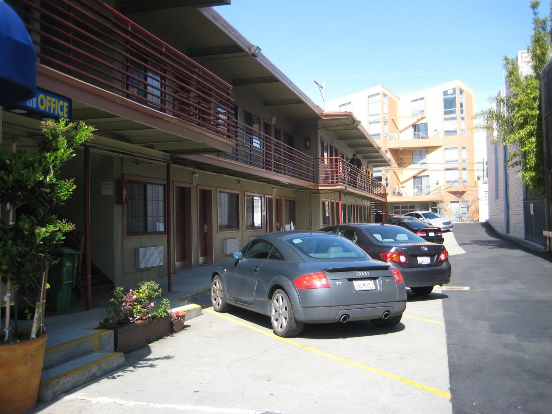 Bay Bridge Inn San Francisco property views in San Francisco, CA — gallery photo 3