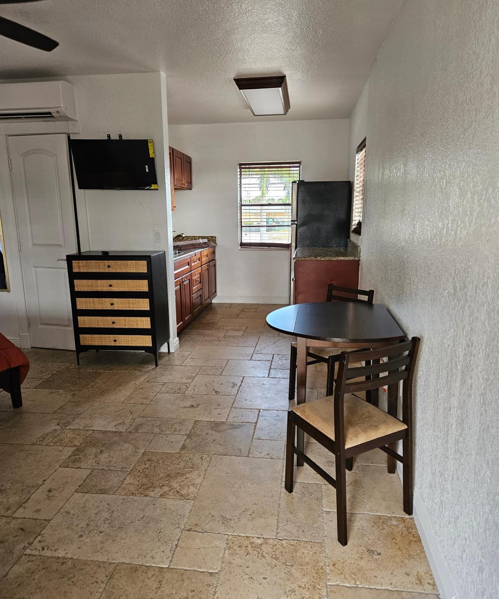 Blue Heron Bridge Hotel and Dive Club property views in Riviera Beach, FL — gallery photo 3