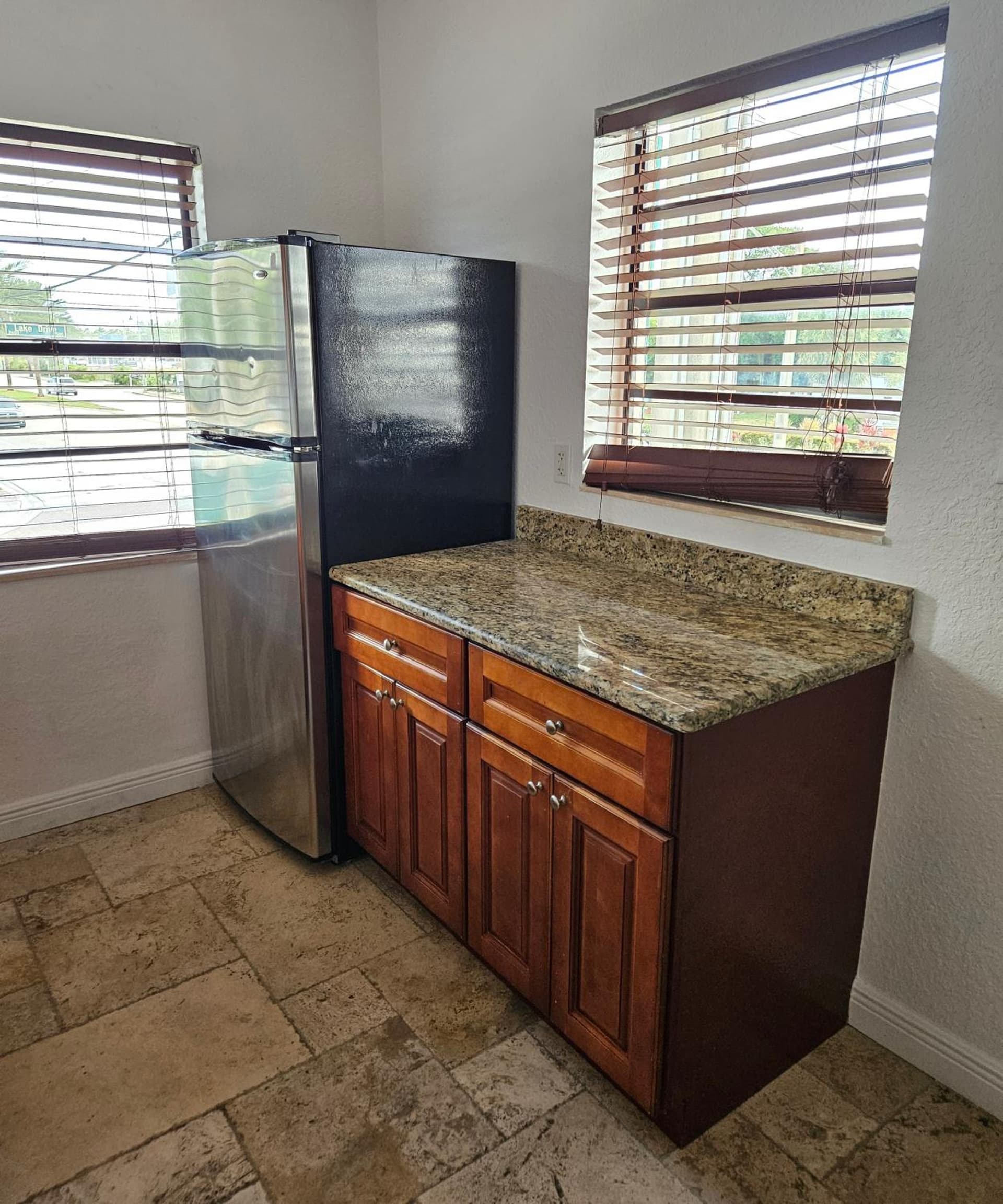Blue Heron Bridge Hotel and Dive Club interior in Riviera Beach, FL — gallery photo 2