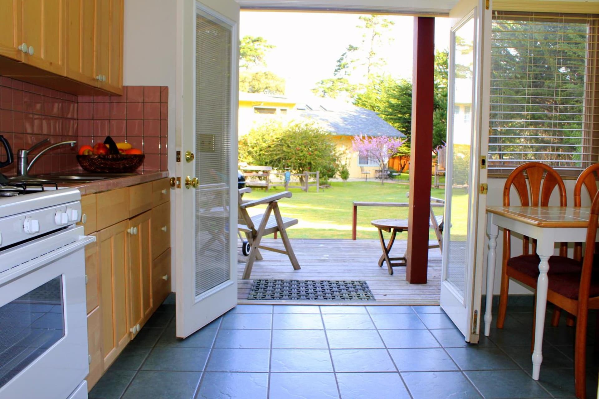 Andril Fireplace Cottages gallery photo in Pacific Grove, CA — image 104