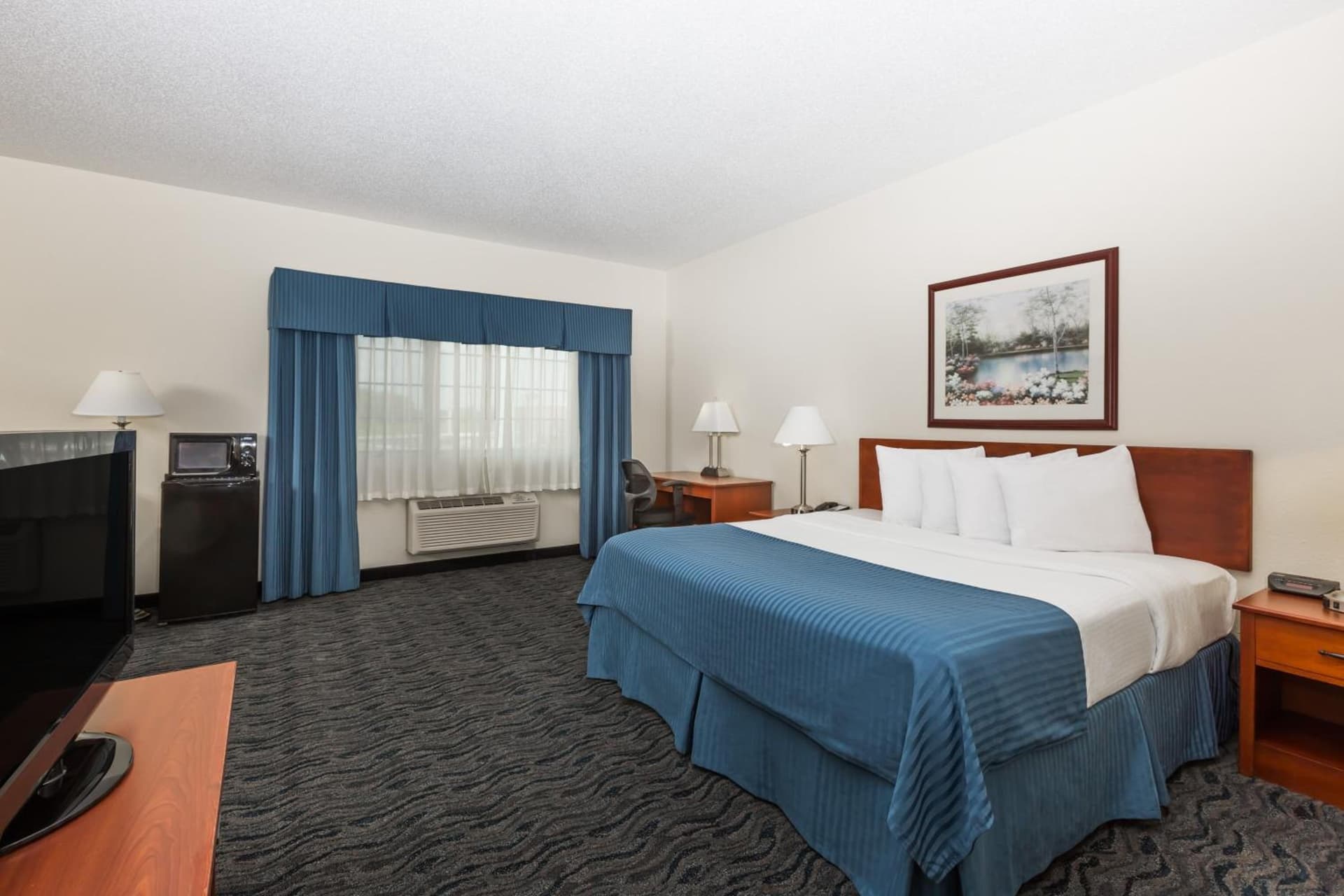 Baymont by Wyndham Des Moines Airport gallery photo in Des Moines, IA — image 13