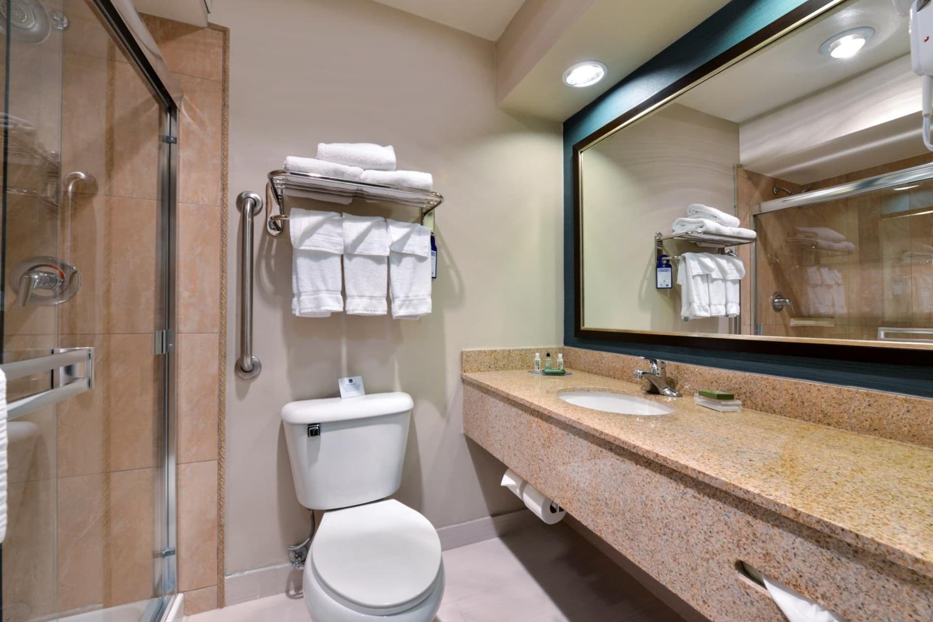 Best Western PLUS La Mesa San Diego gallery photo in La Mesa, CA — image 15