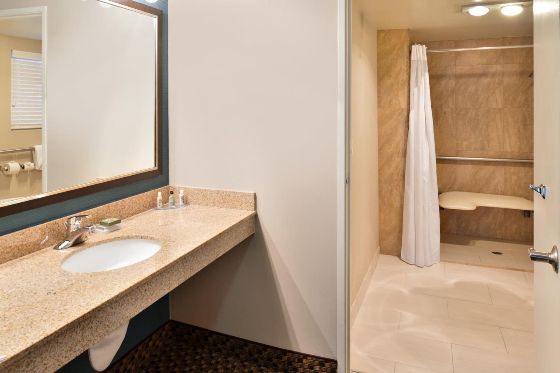 Best Western PLUS La Mesa San Diego gallery photo in La Mesa, CA — image 25