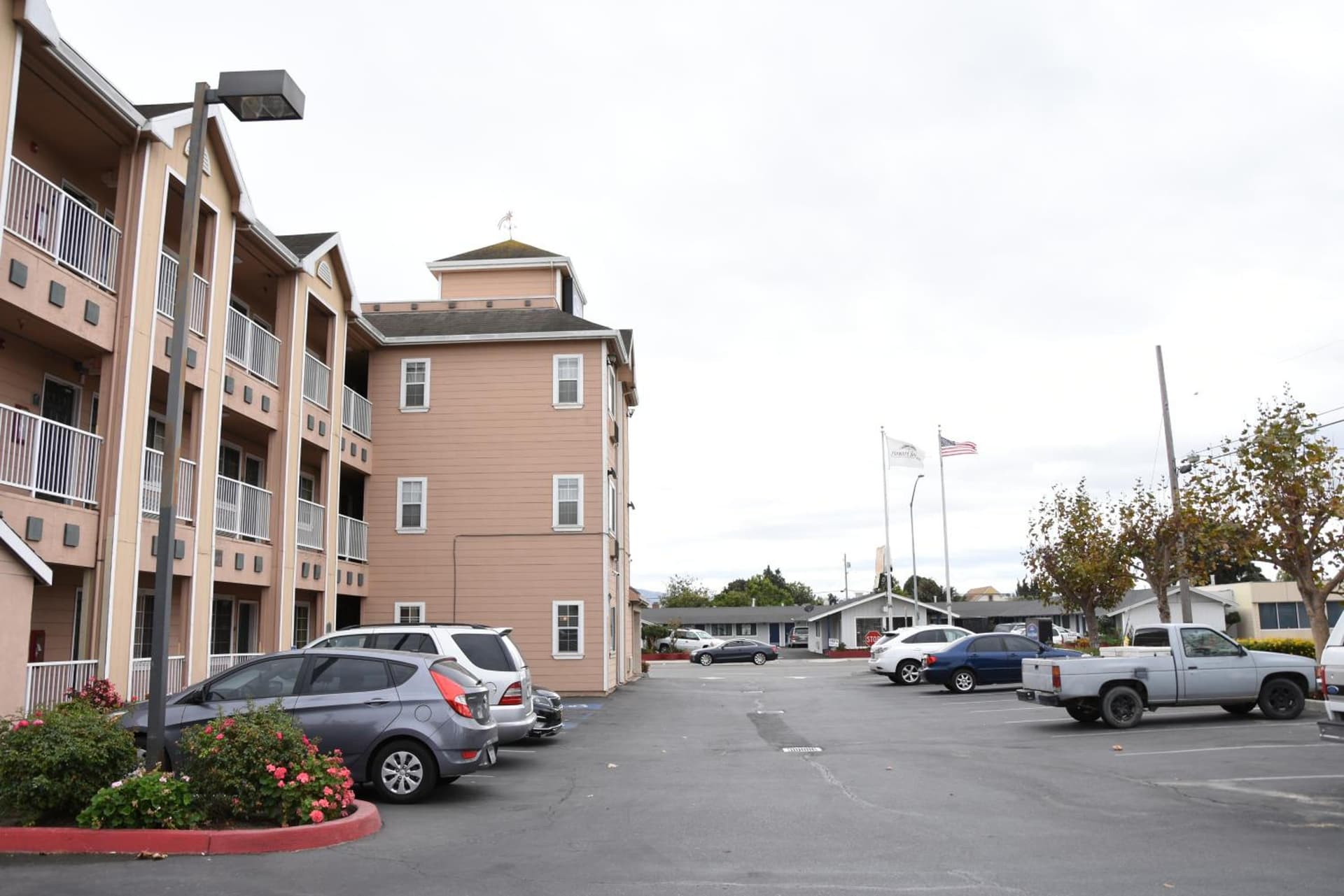 Howard Johnson by Wyndham Salinas gallery photo in Salinas, CA — image 40