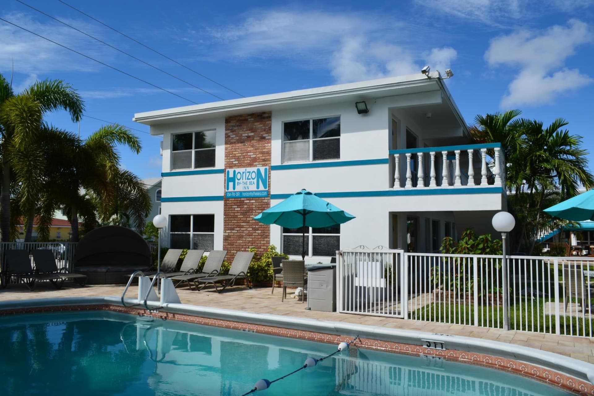 Horizon by the Sea Inn featured exterior or lobby in Fort Lauderdale, FL — similar hotel