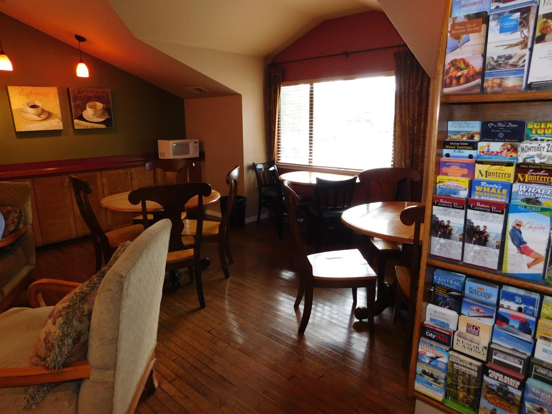 Pacific Gardens Inn gallery photo in Pacific Grove, CA — image 38