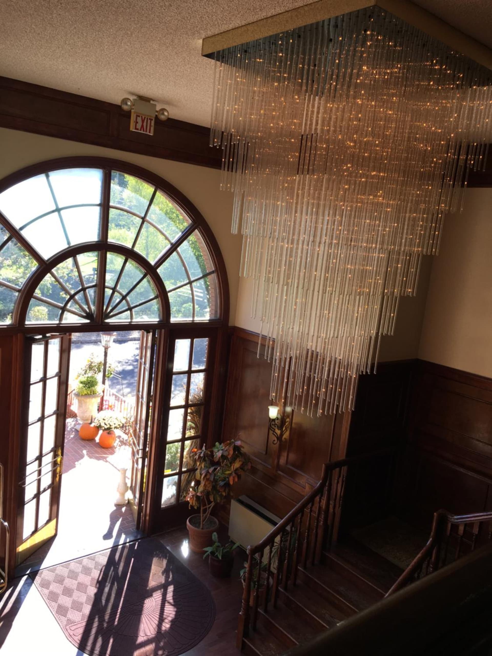Colts Neck Inn Hotel property views in Colts Neck — gallery photo 3