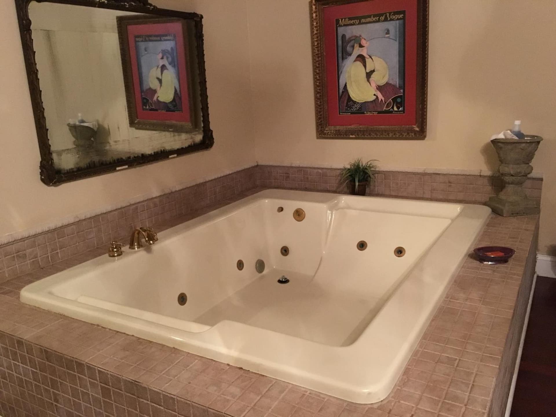 Colts Neck Inn Hotel gallery photo in Colts Neck — image 33