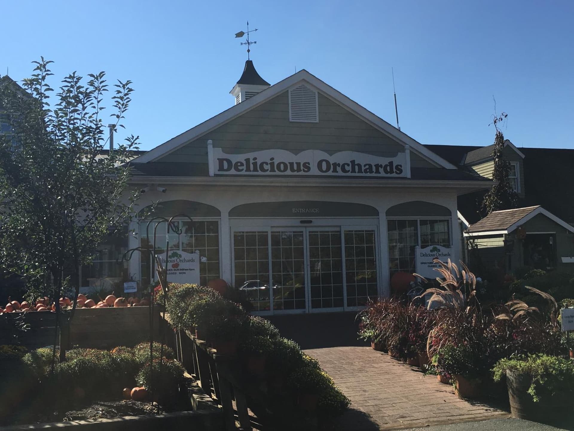 Colts Neck Inn Hotel gallery photo in Colts Neck — image 4