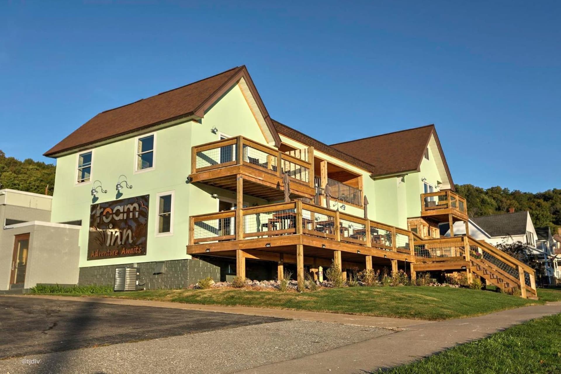 Roam Inn — hotel in Munising, Michigan