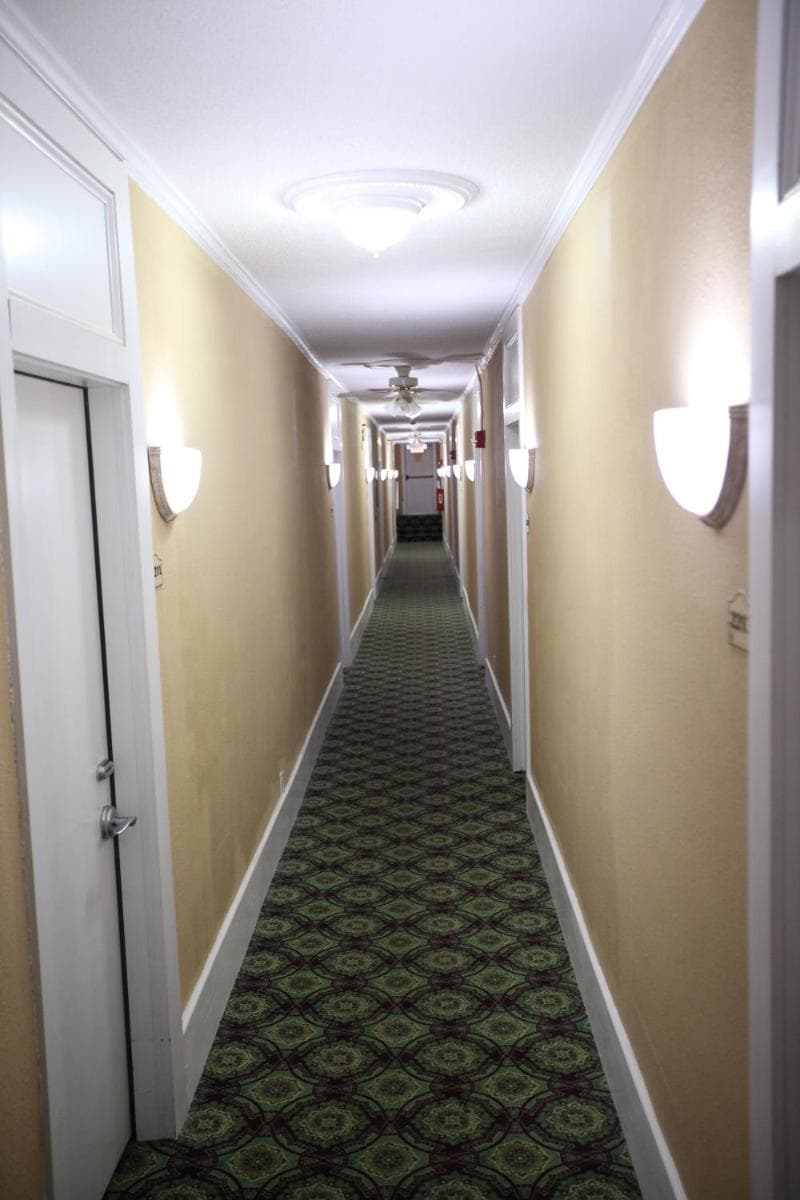 The Island House Hotel gallery photo in Port Clinton, OH — image 7