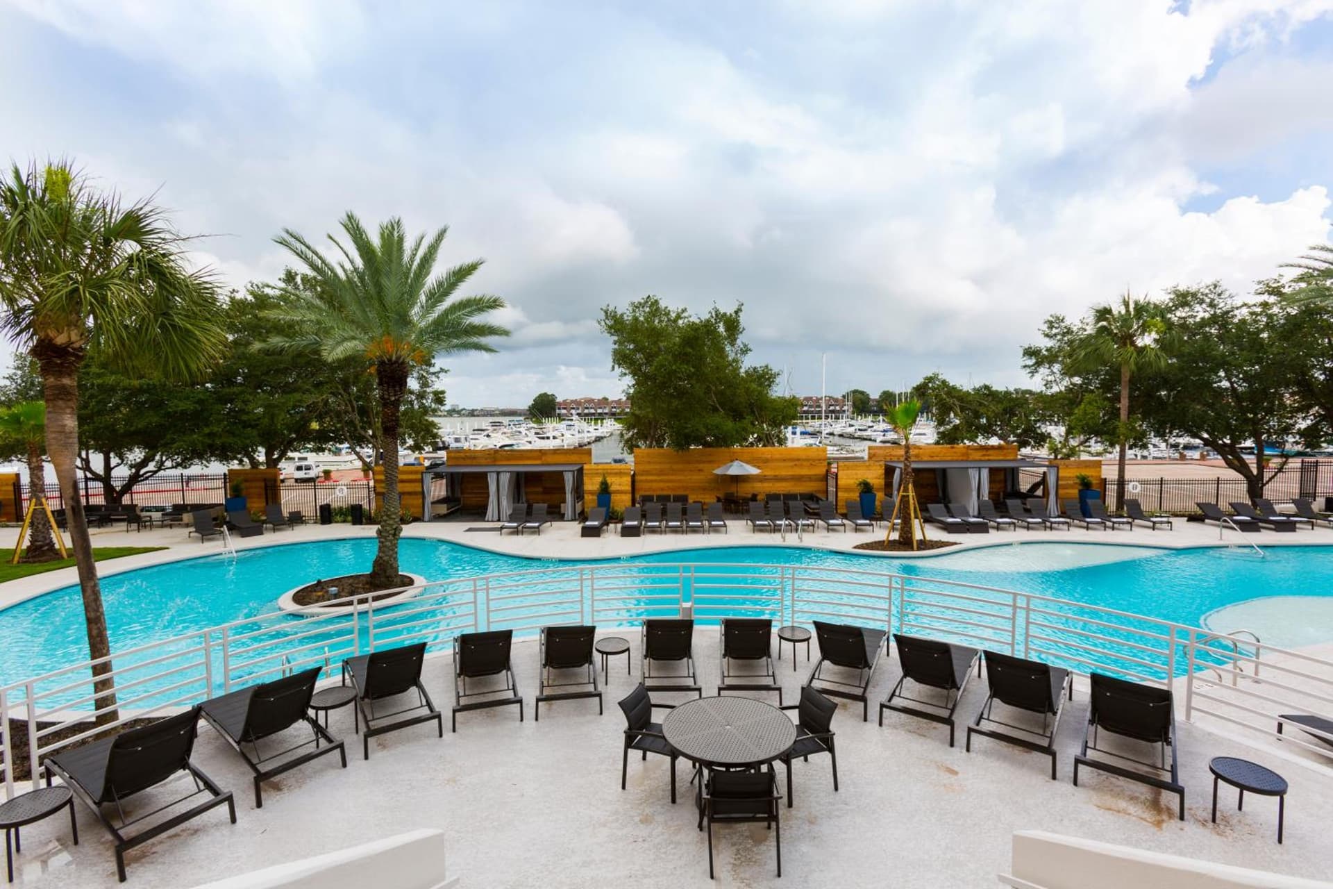 South Shore Harbour Resort and Conference Center interior in League City, TX — gallery photo 2