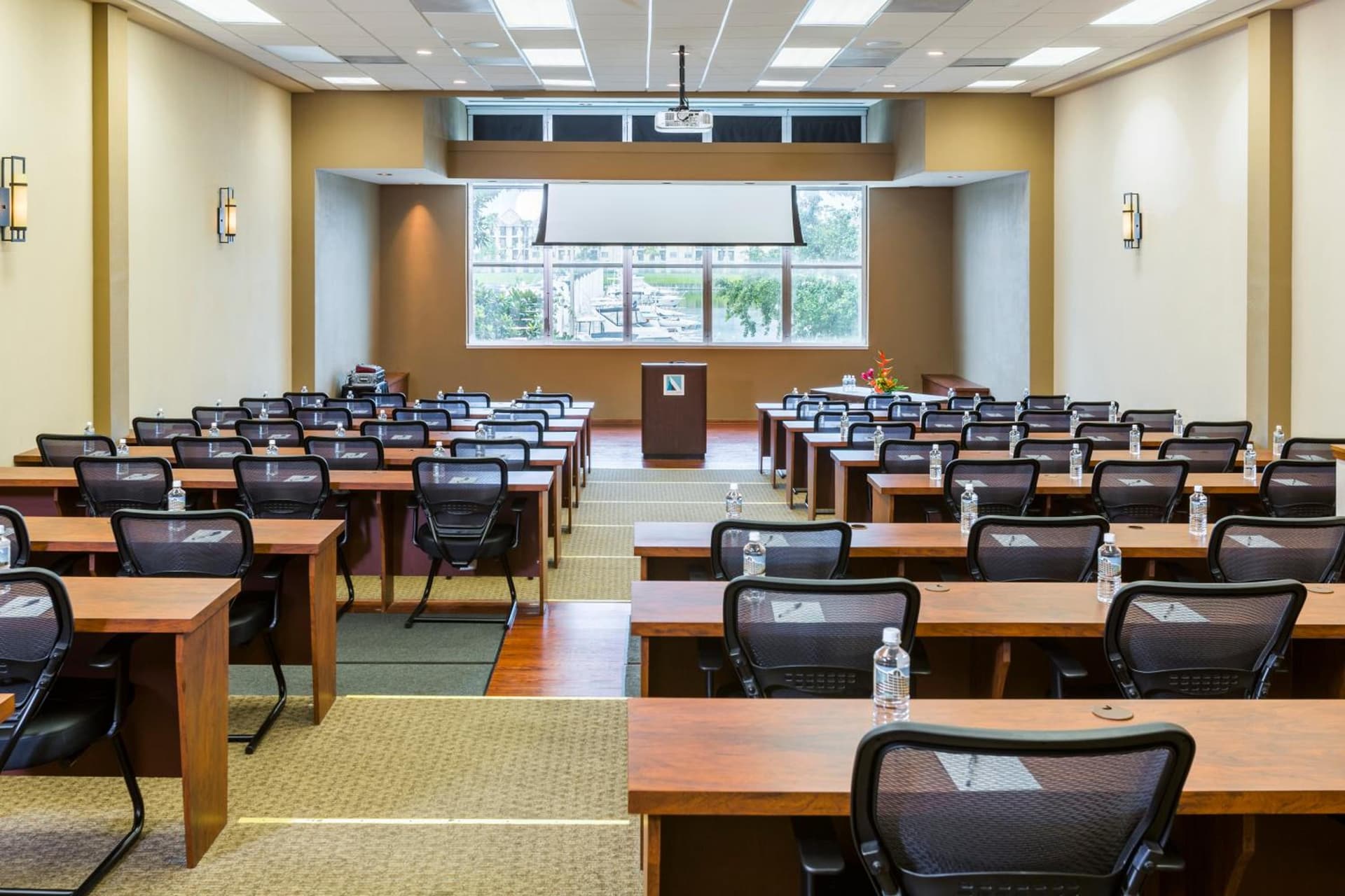 South Shore Harbour Resort and Conference Center gallery photo in League City, TX — image 14