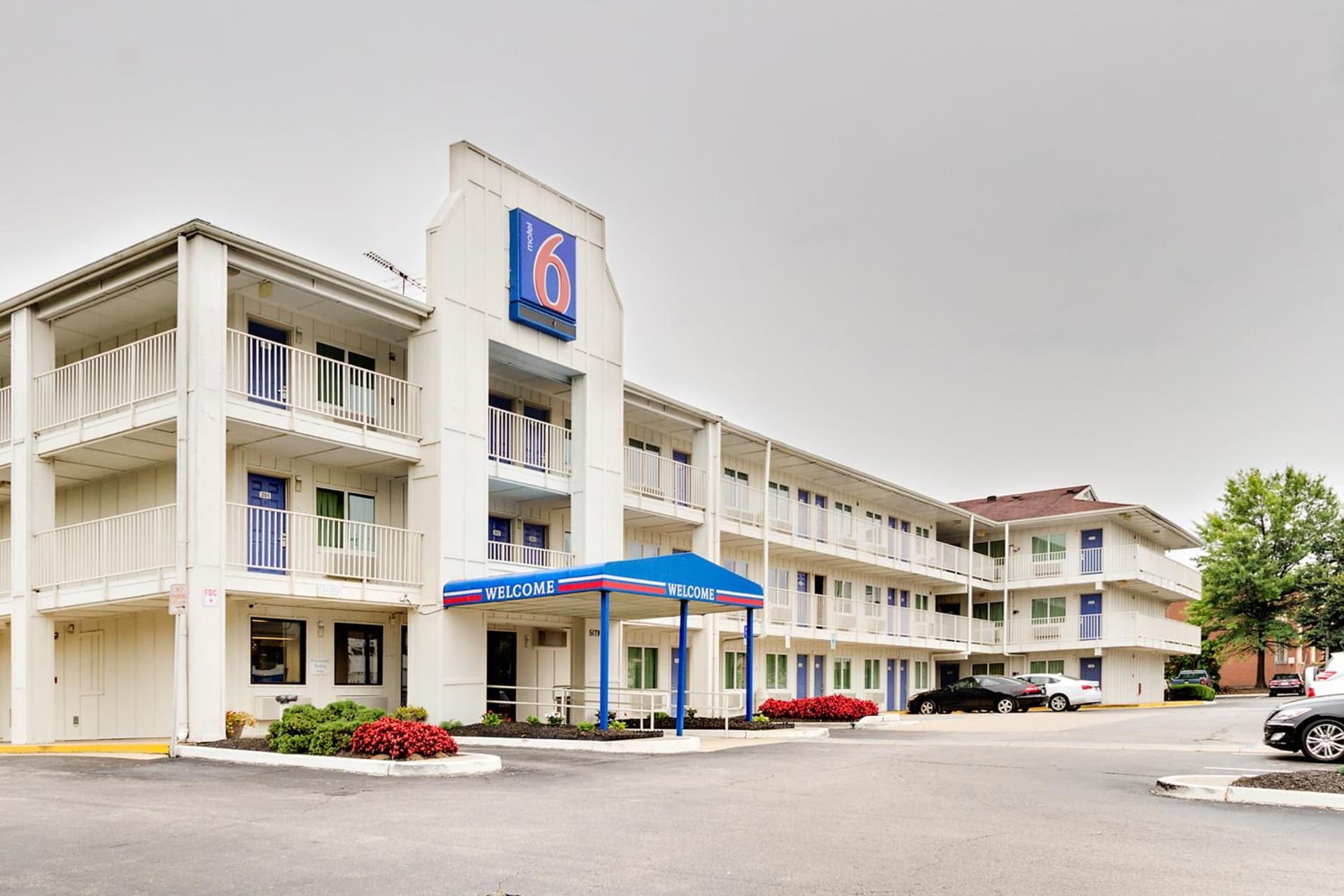 Motel 6-Linthicum Heights, MD - BWI Airport interior in Linthicum Heights, MD — gallery photo 2