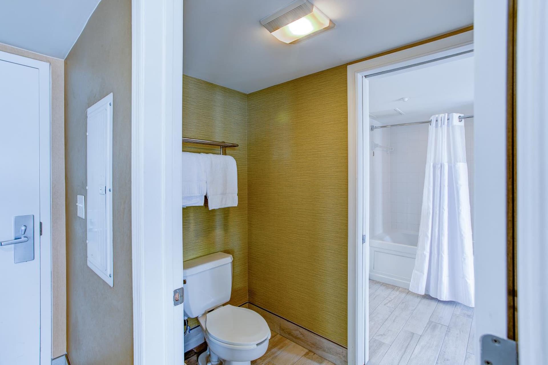 Boardwalk Resort and Villas gallery photo in Virginia Beach, VA — image 5