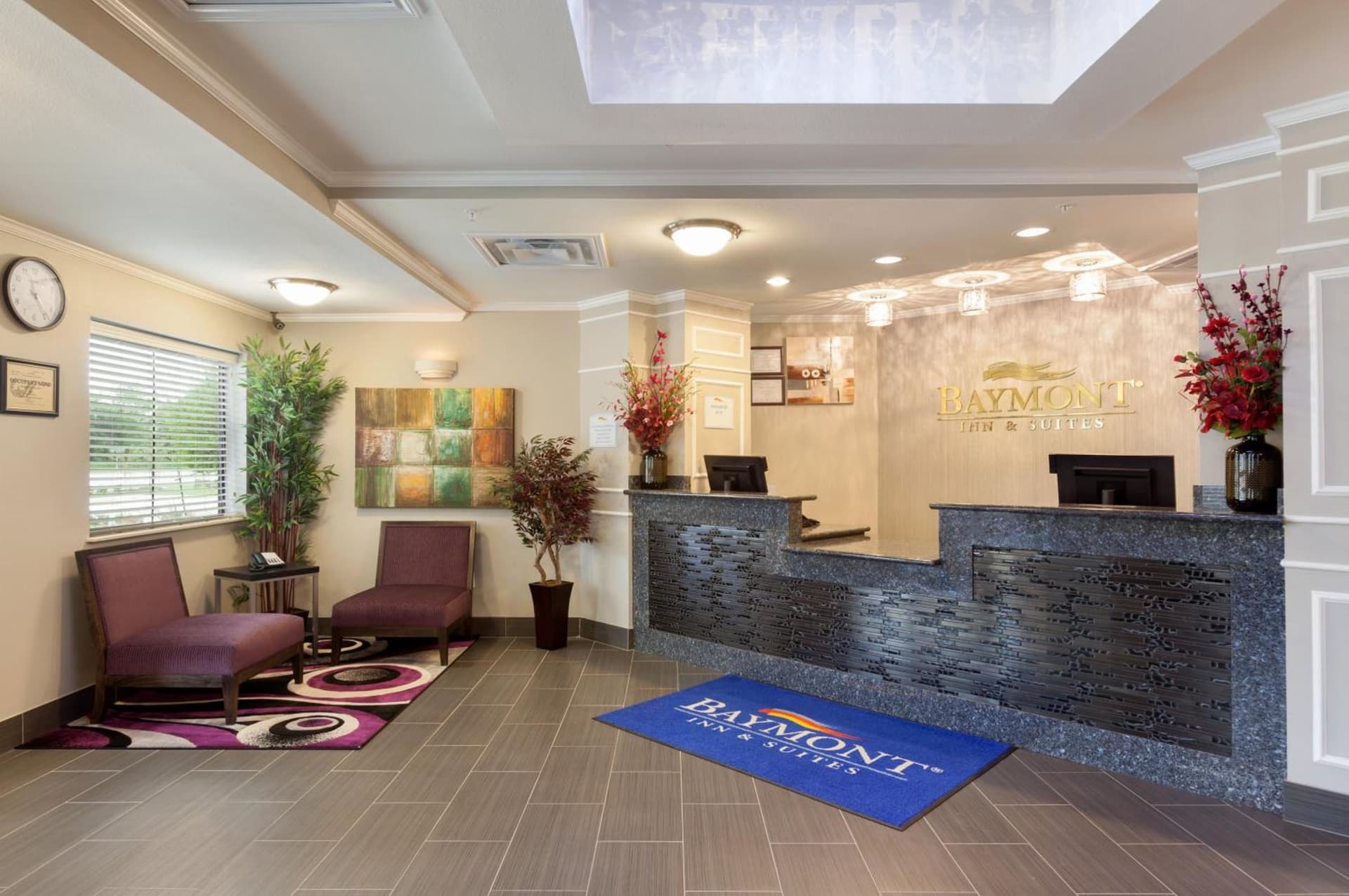 Baymont by Wyndham College Station gallery photo in College Station, TX — image 34