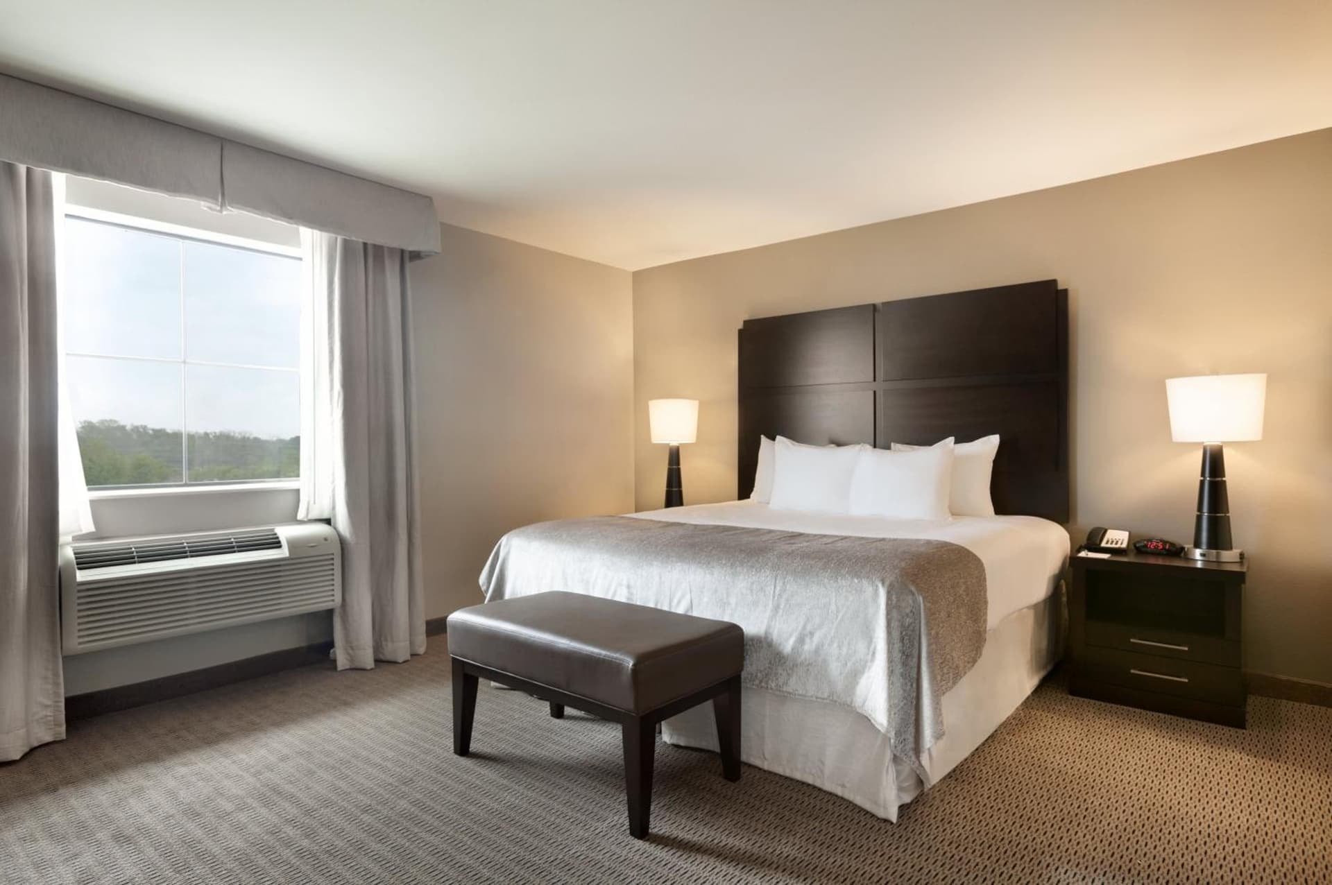 Baymont by Wyndham College Station gallery photo in College Station, TX — image 12