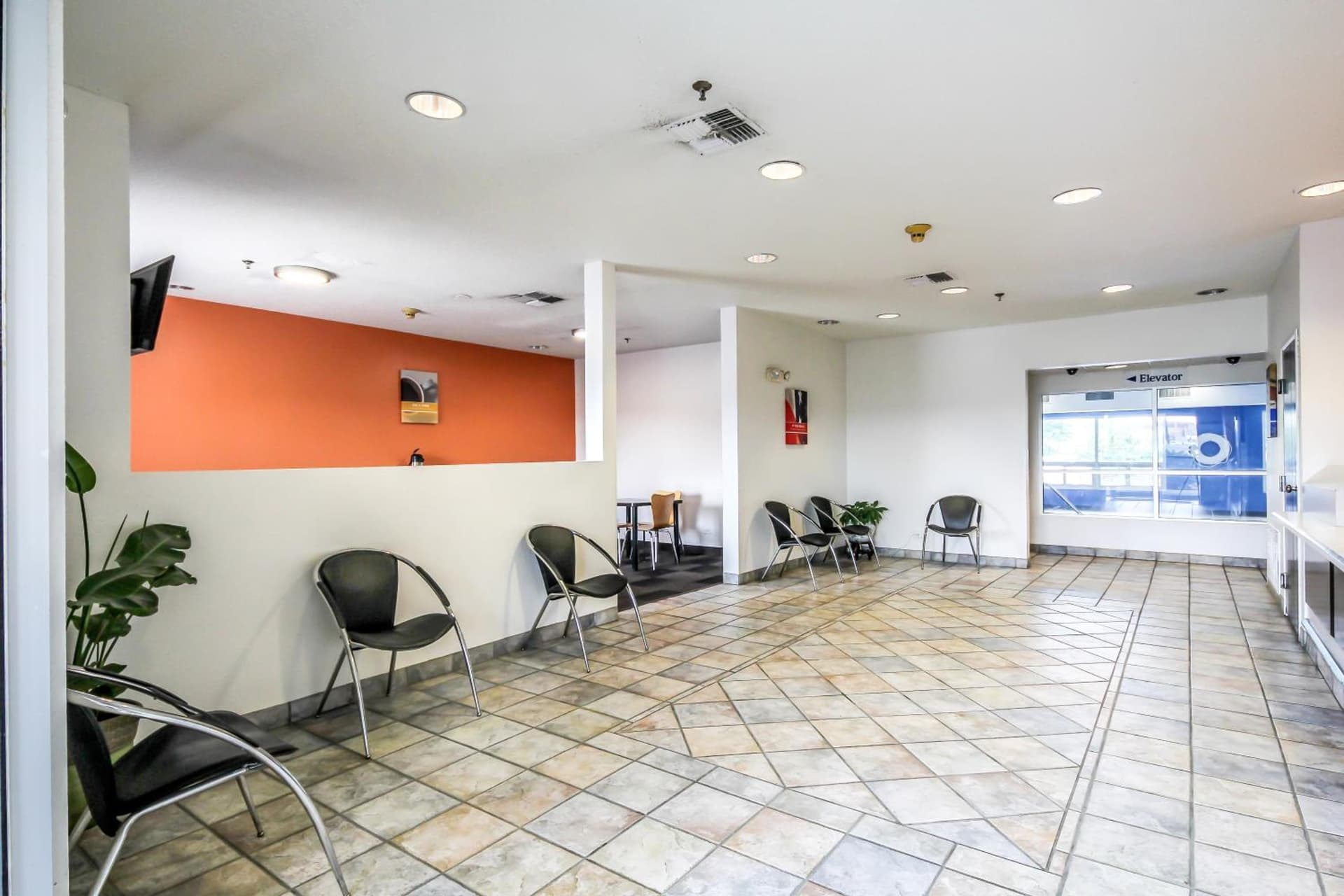 Motel 6 New Braunfels gallery photo in New Braunfels, TX — image 47
