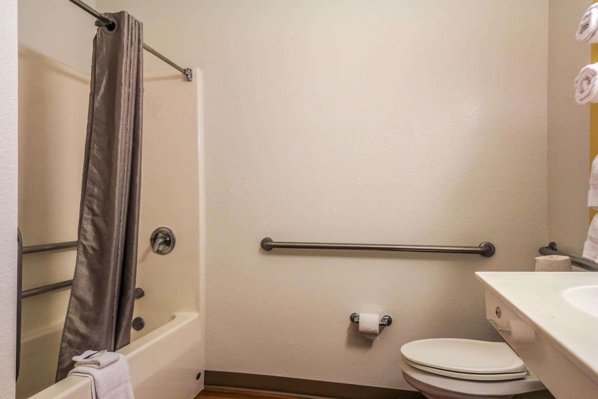 Motel 6 New Braunfels gallery photo in New Braunfels, TX — image 37