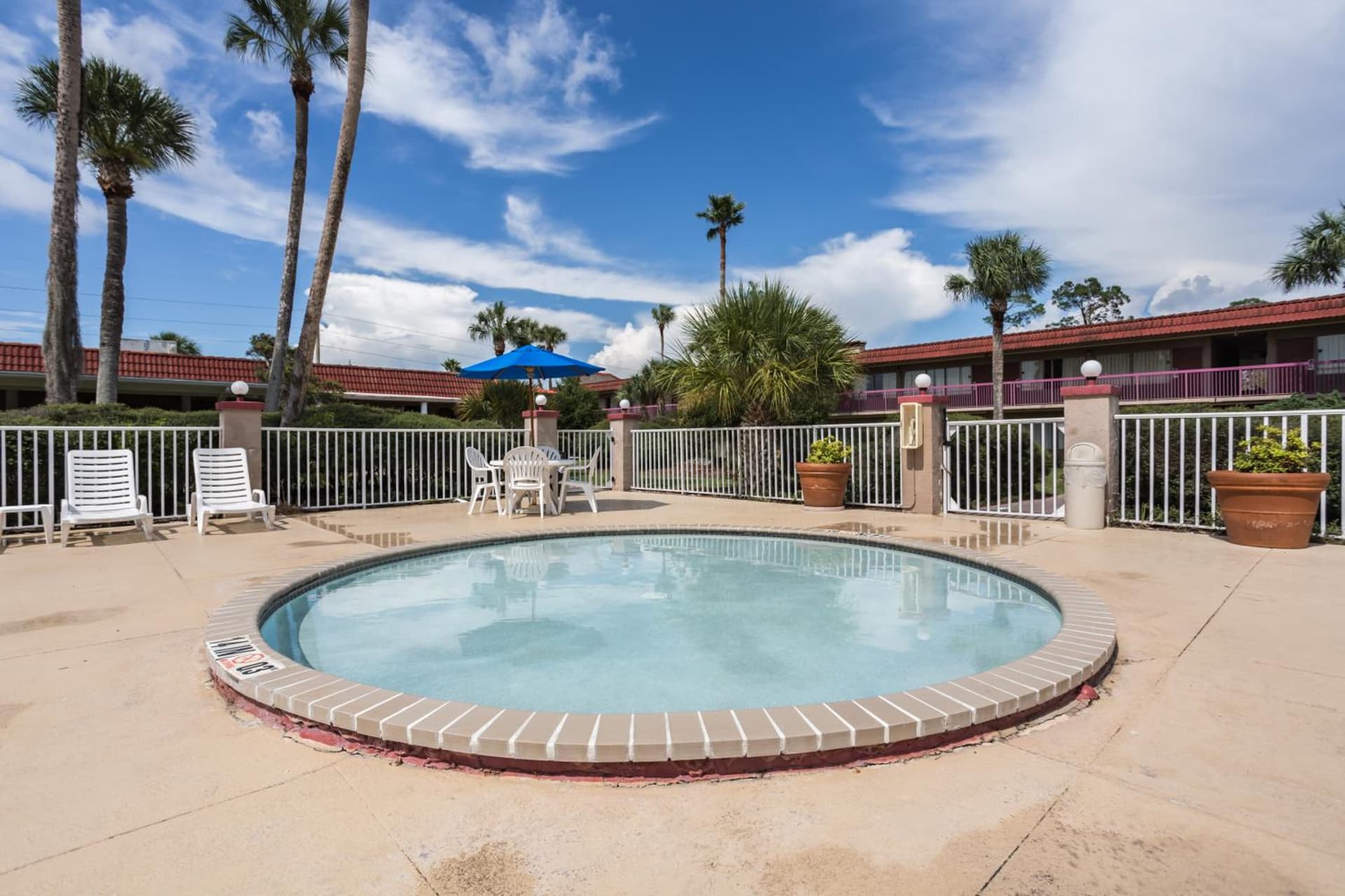Motel 6-Spring Hill, FL - Weeki Wachee gallery photo in Weeki Wachee, FL — image 11