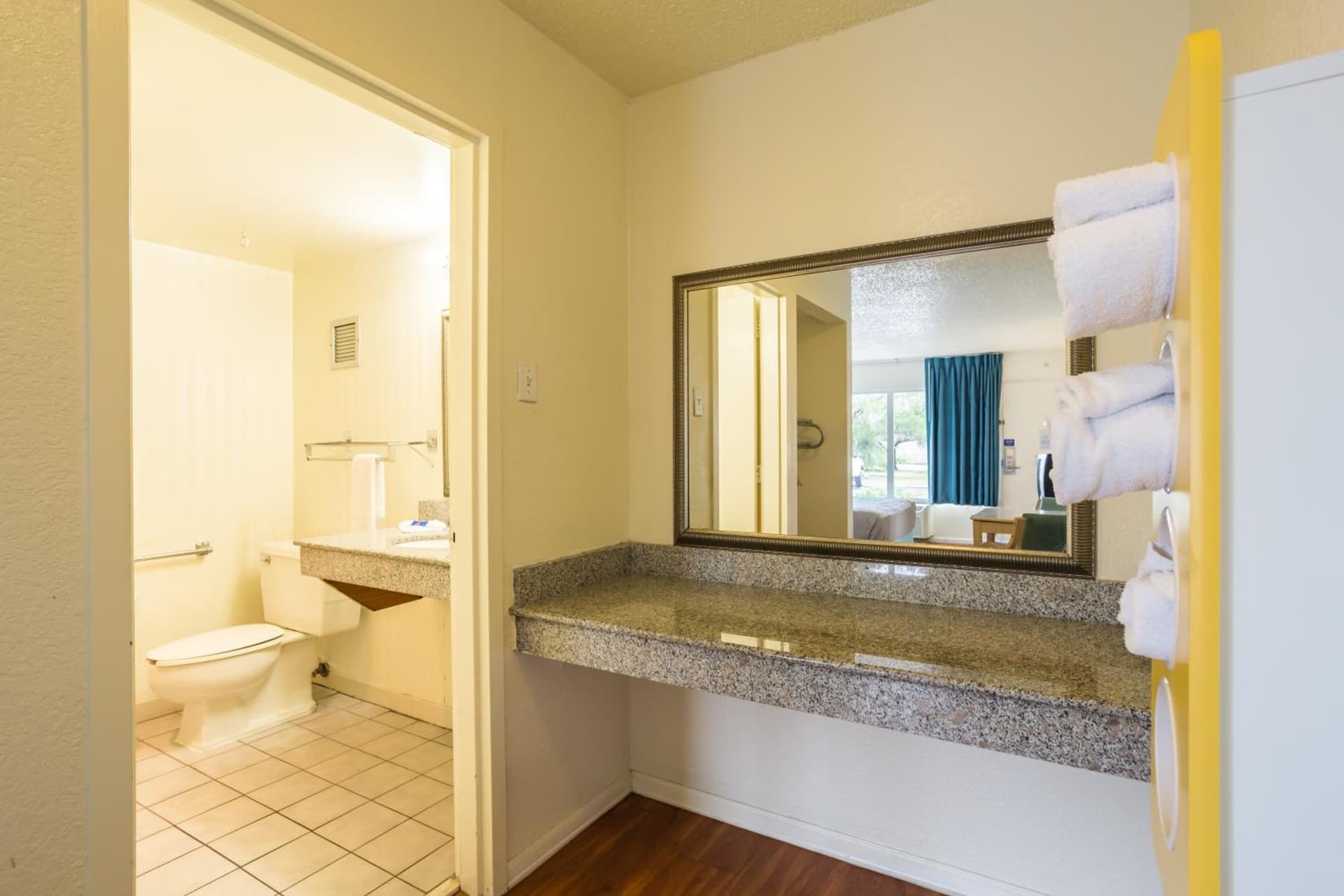 Motel 6-Spring Hill, FL - Weeki Wachee gallery photo in Weeki Wachee, FL — image 78