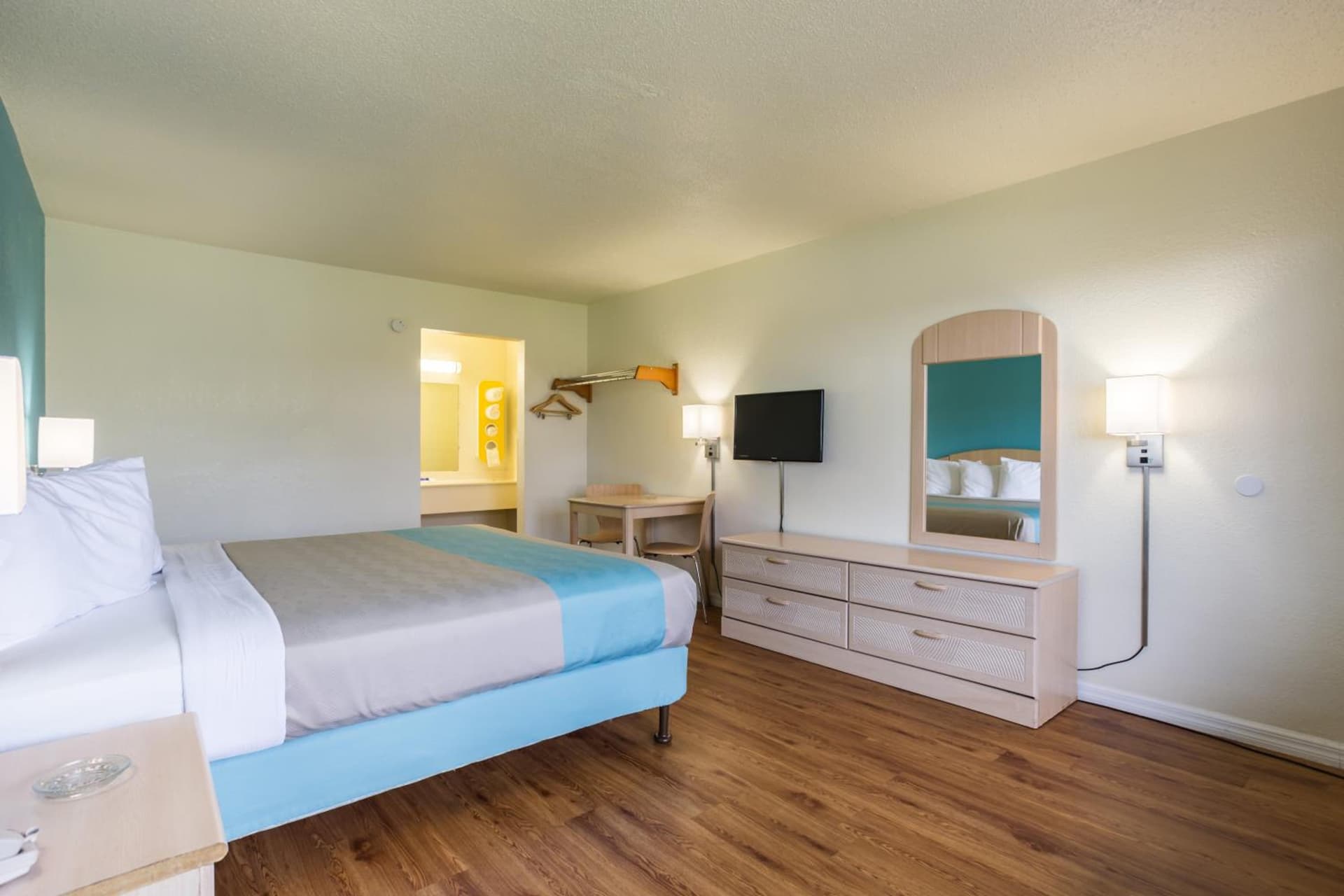 Motel 6-Spring Hill, FL - Weeki Wachee gallery photo in Weeki Wachee, FL — image 20